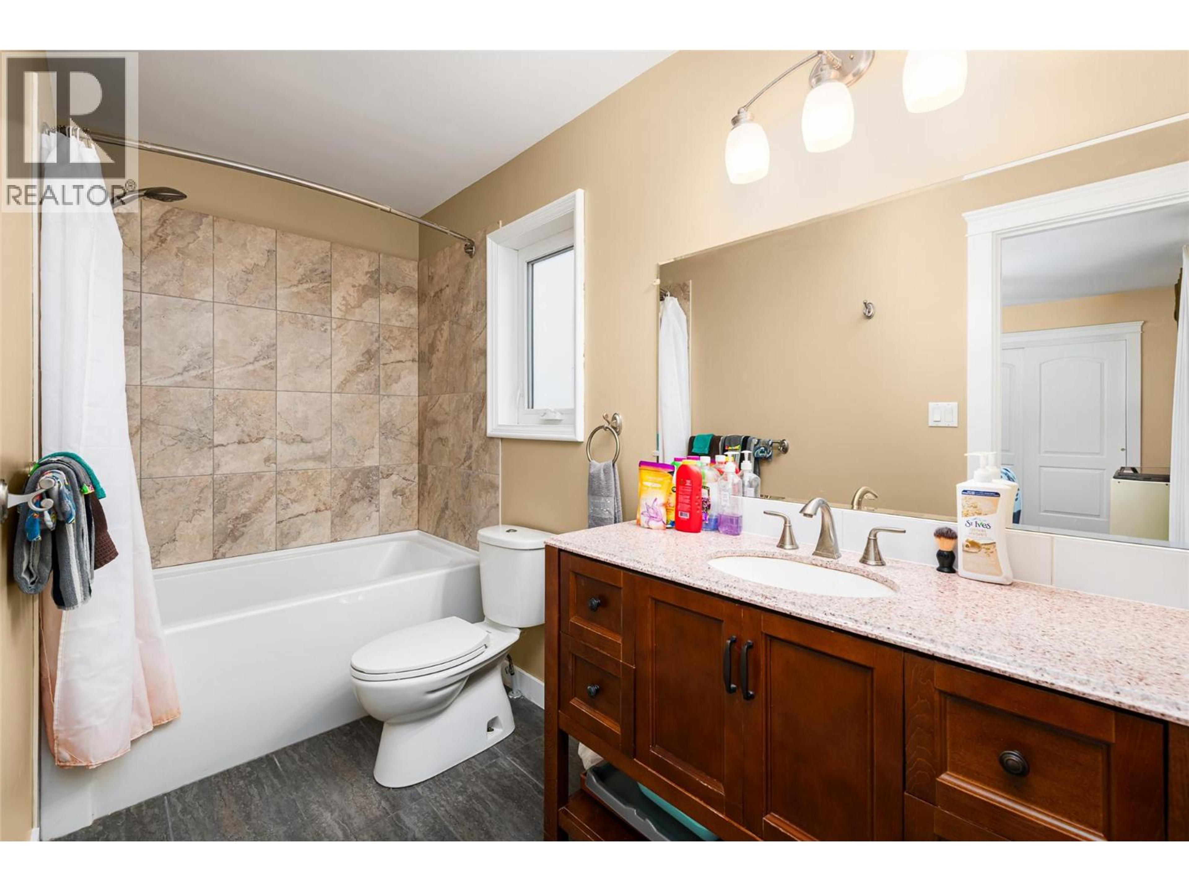 902 MURDOCH STREET - 11