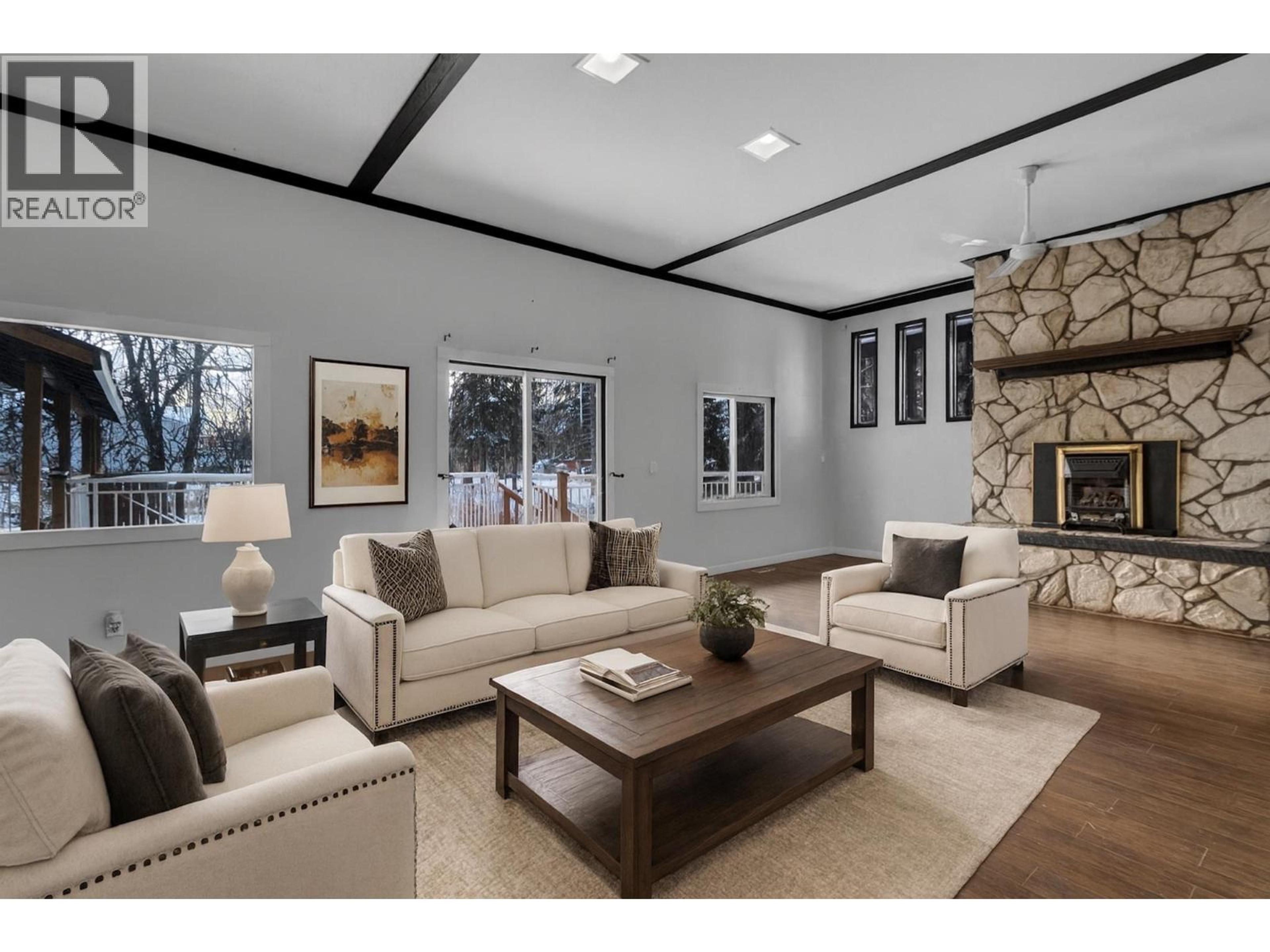 9147 NORTH KELLY ROAD - 5