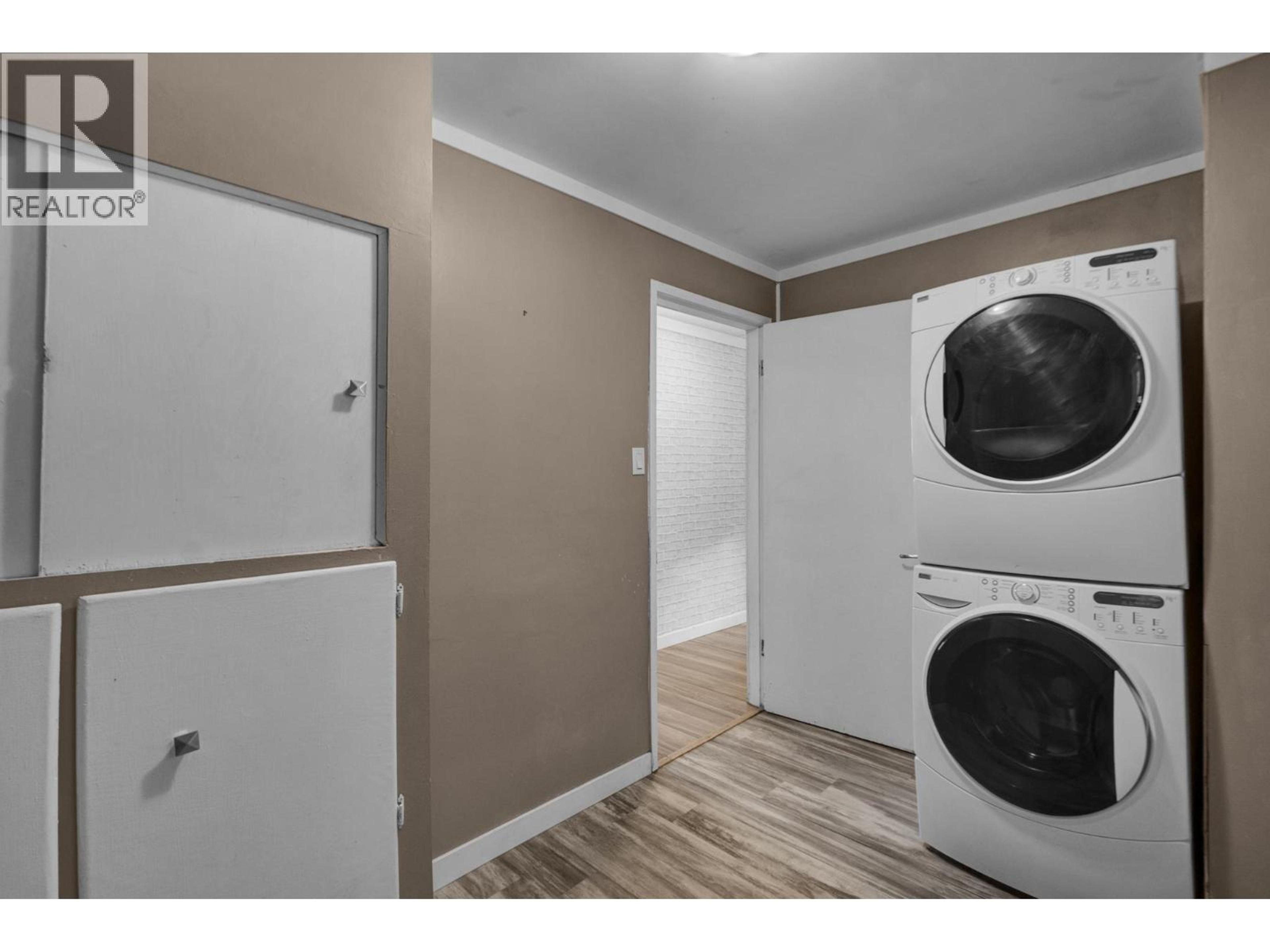 9147 NORTH KELLY ROAD - 30