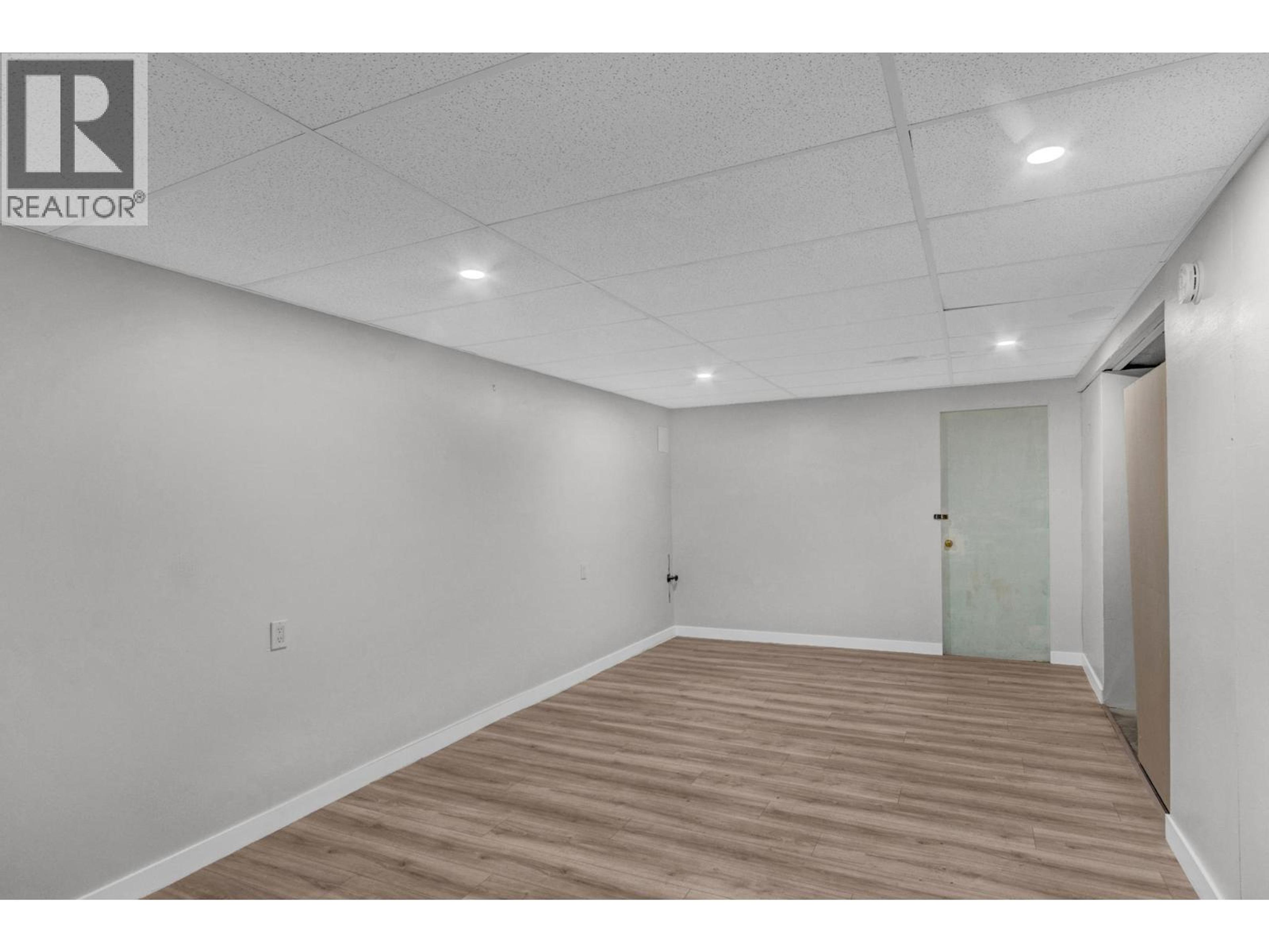 9147 NORTH KELLY ROAD - 21