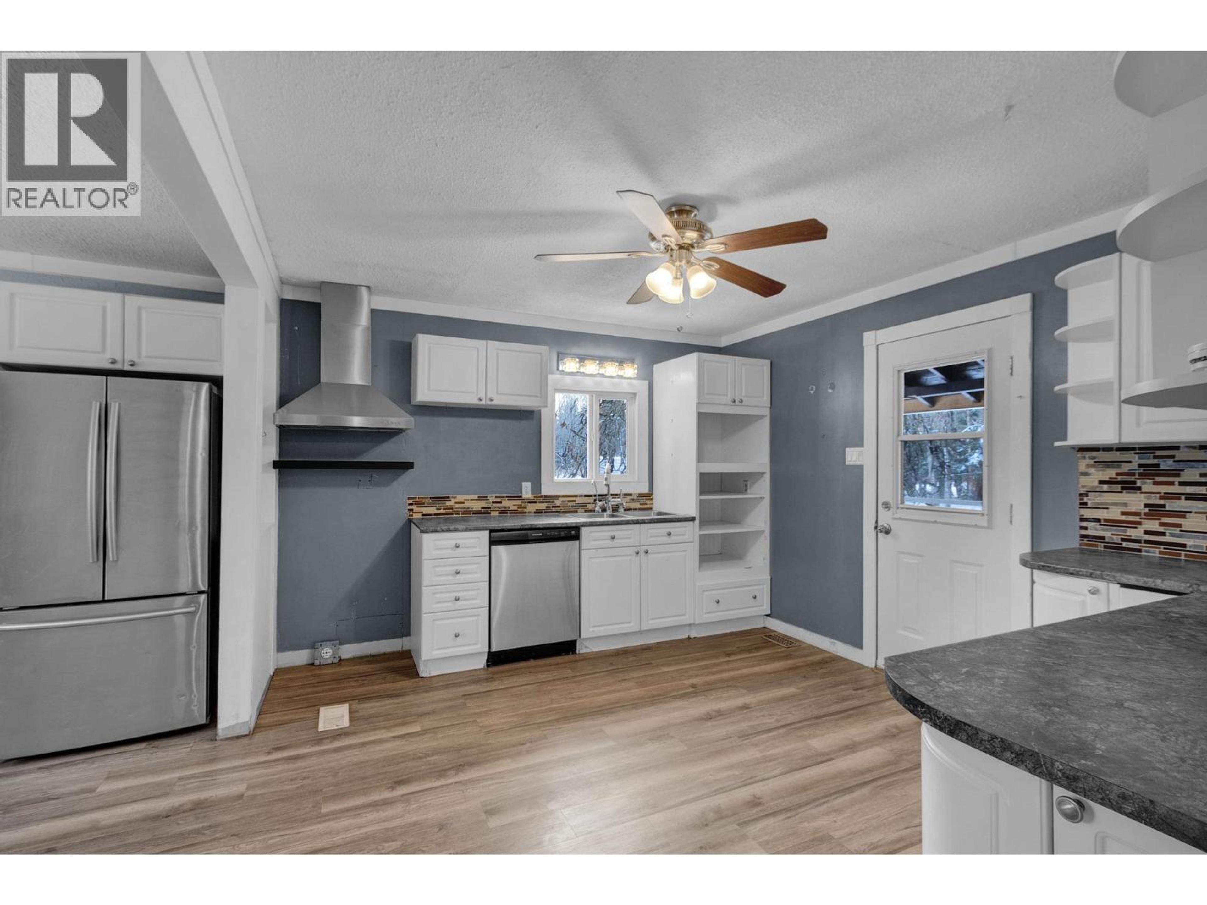 9147 NORTH KELLY ROAD - 13