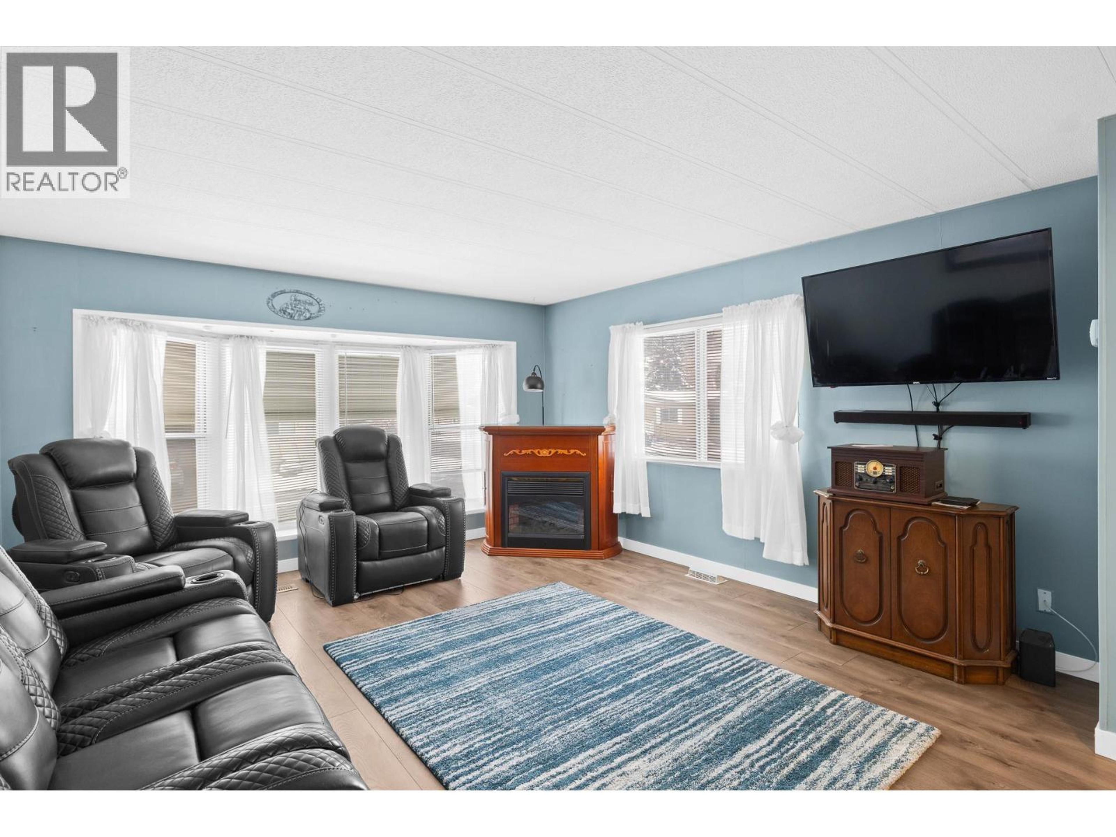 #D21 4505 MCLEAN CREEK ROAD - 12