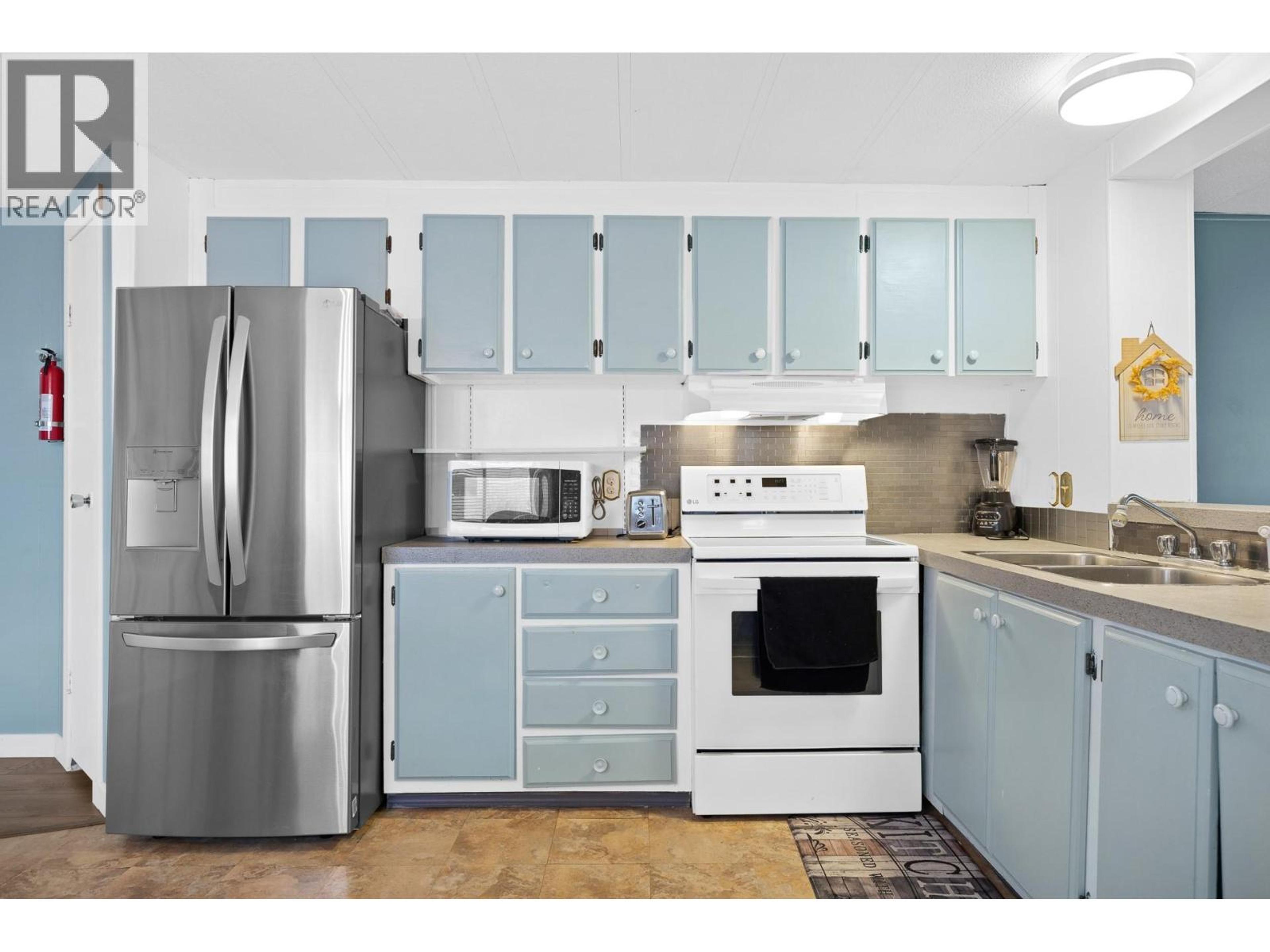 #D21 4505 MCLEAN CREEK ROAD - 8