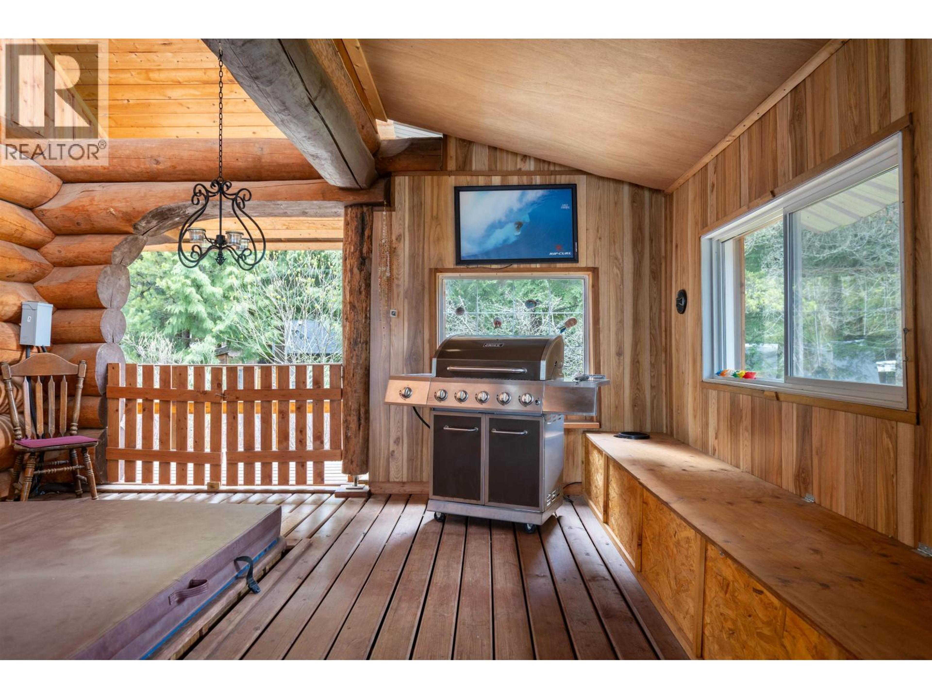 3981 DOBBIE STREET - 19