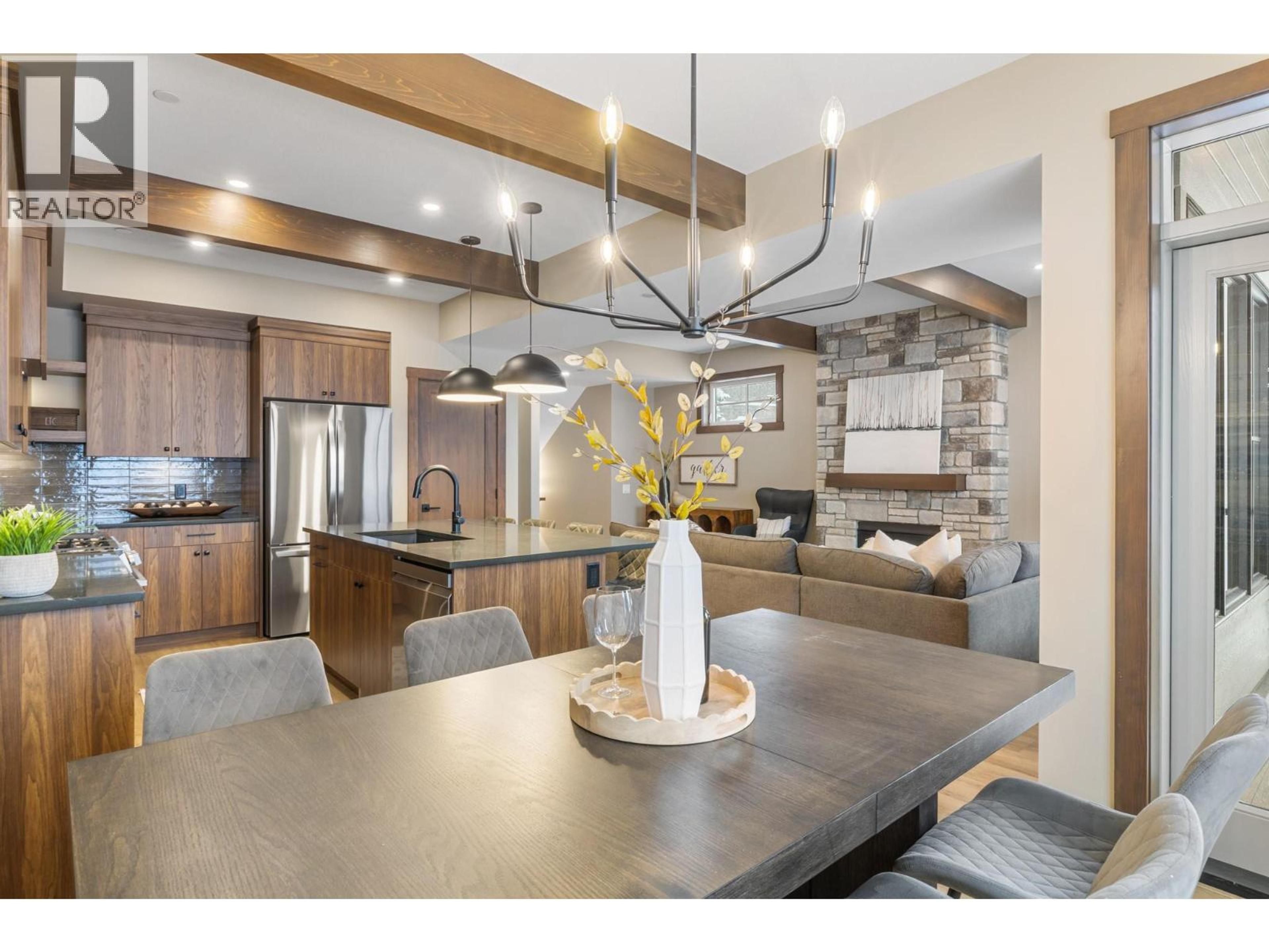 #89 255 FEATHERTOP WAY - 14