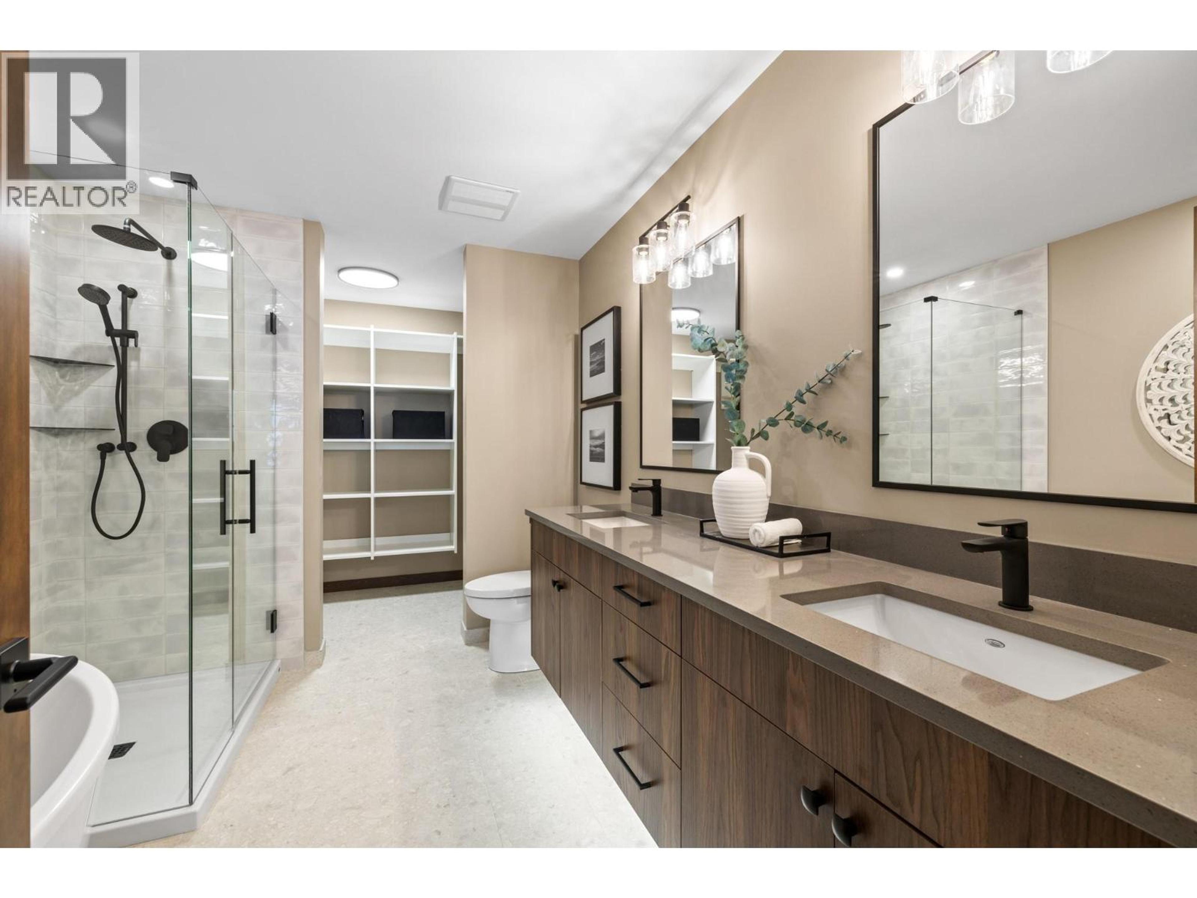 #89 255 FEATHERTOP WAY - 31