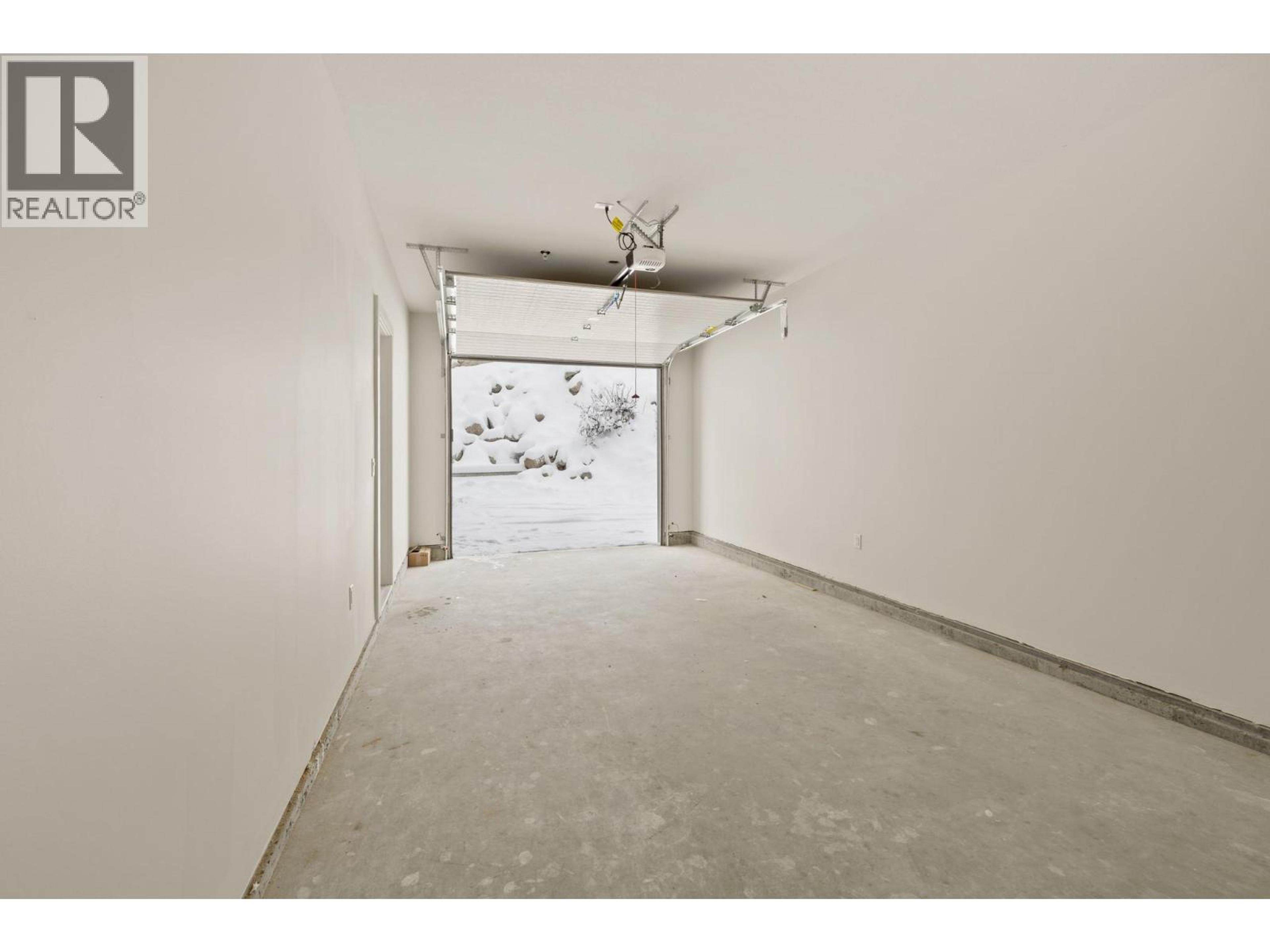 #89 255 FEATHERTOP WAY - 39