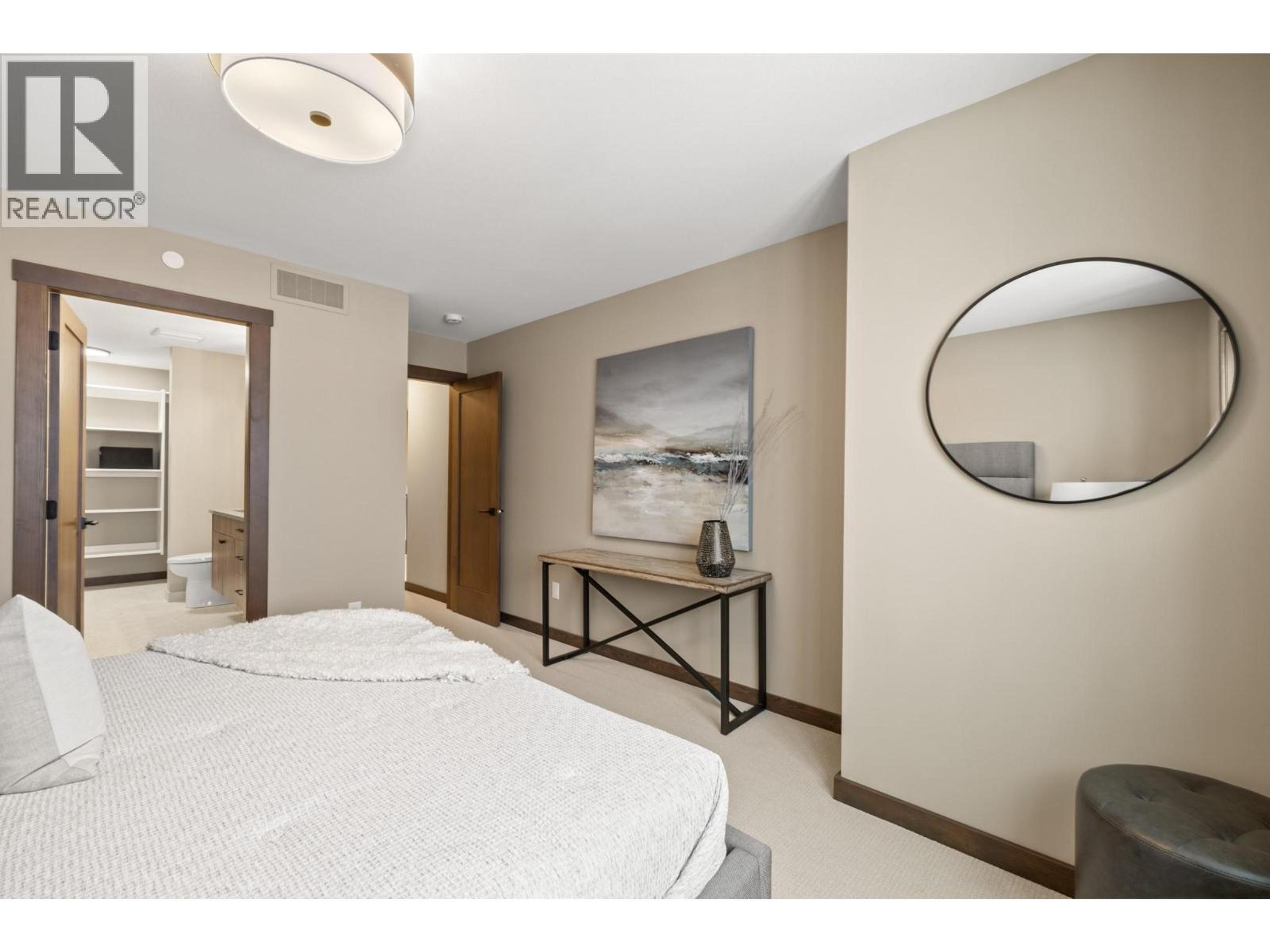 #89 255 FEATHERTOP WAY - 30