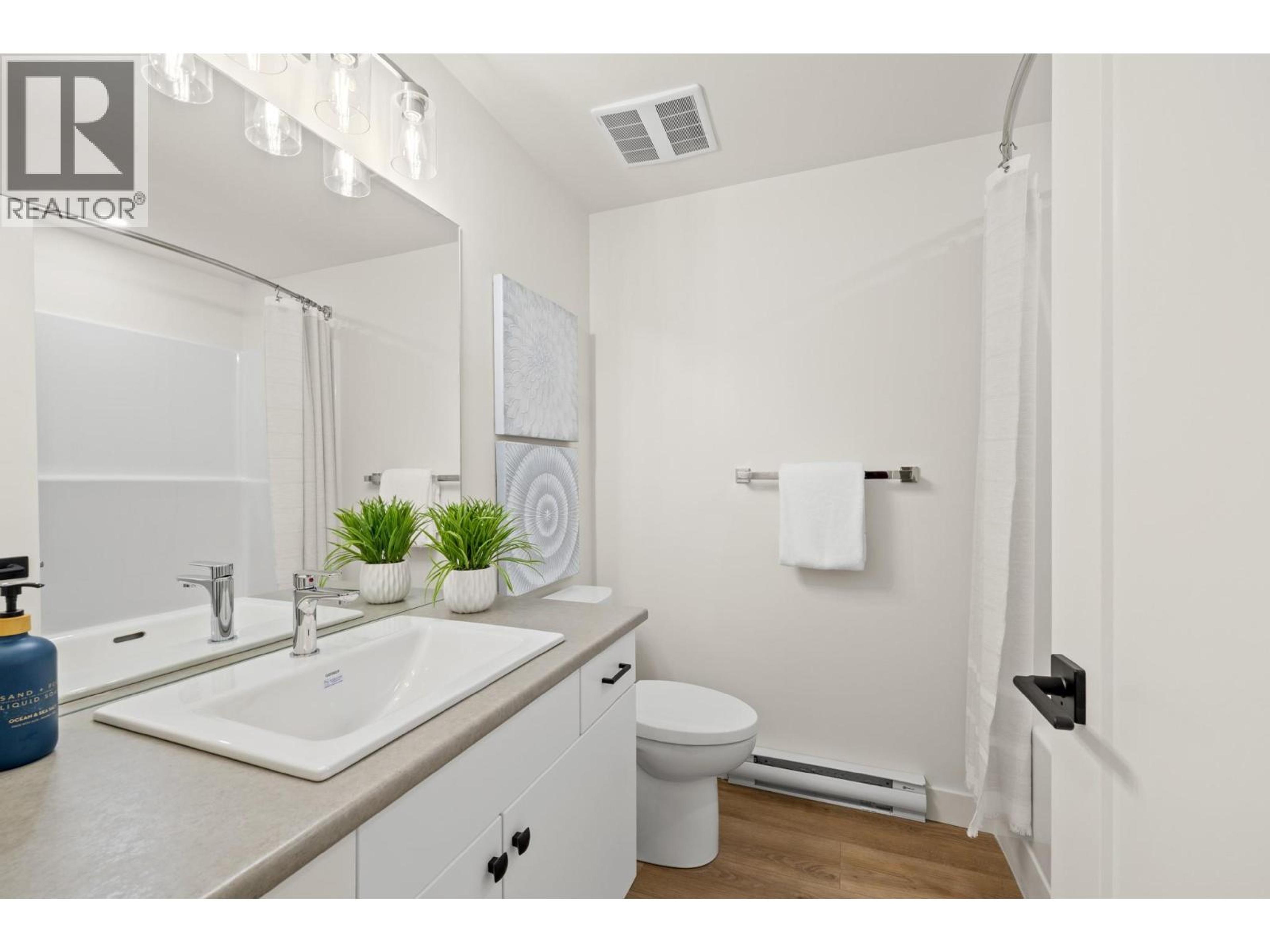 #89 255 FEATHERTOP WAY - 48