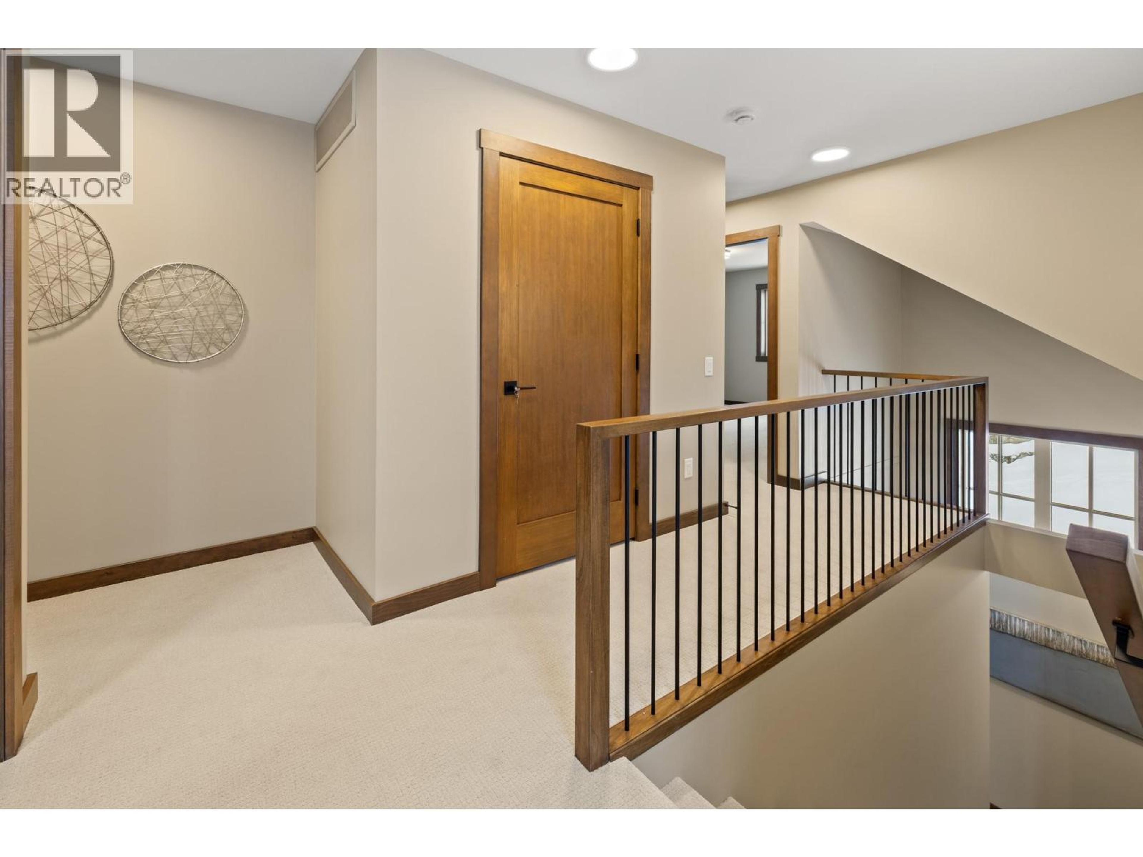 #89 255 FEATHERTOP WAY - 21