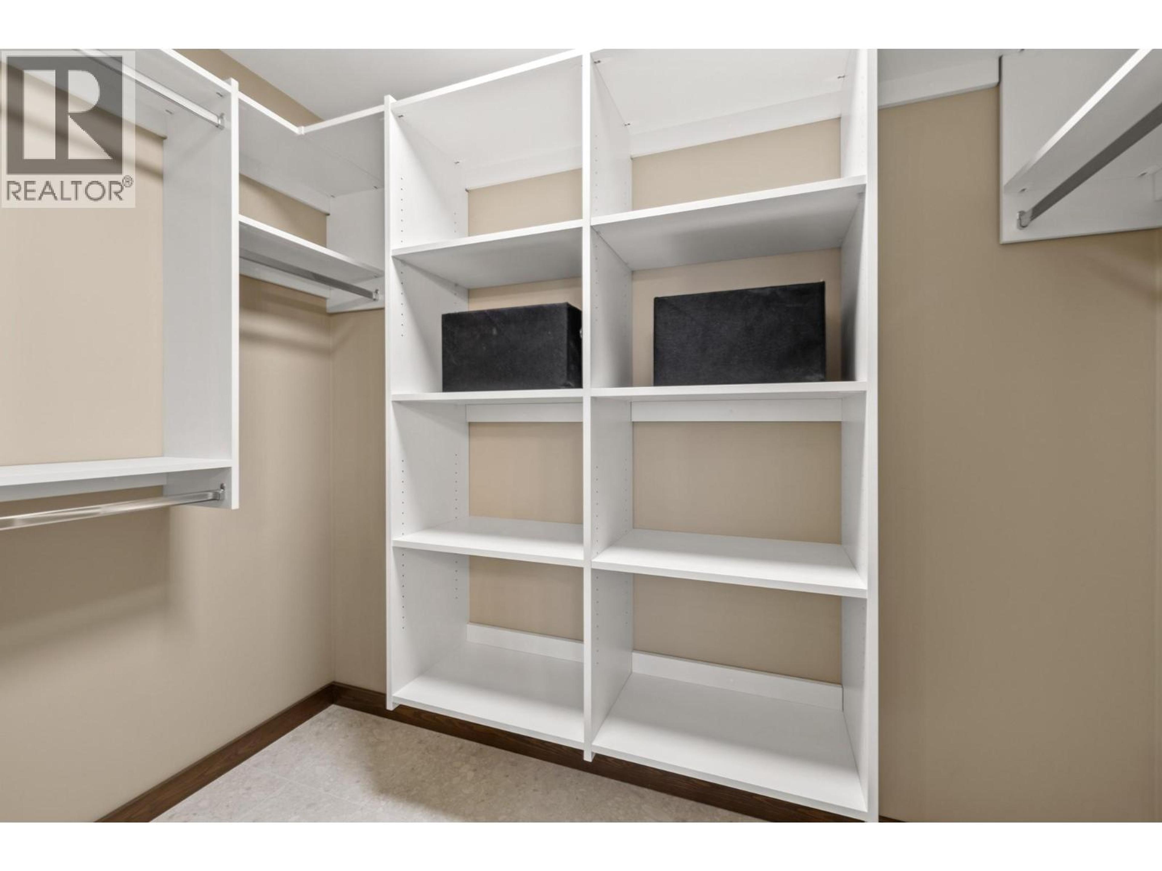 #89 255 FEATHERTOP WAY - 34