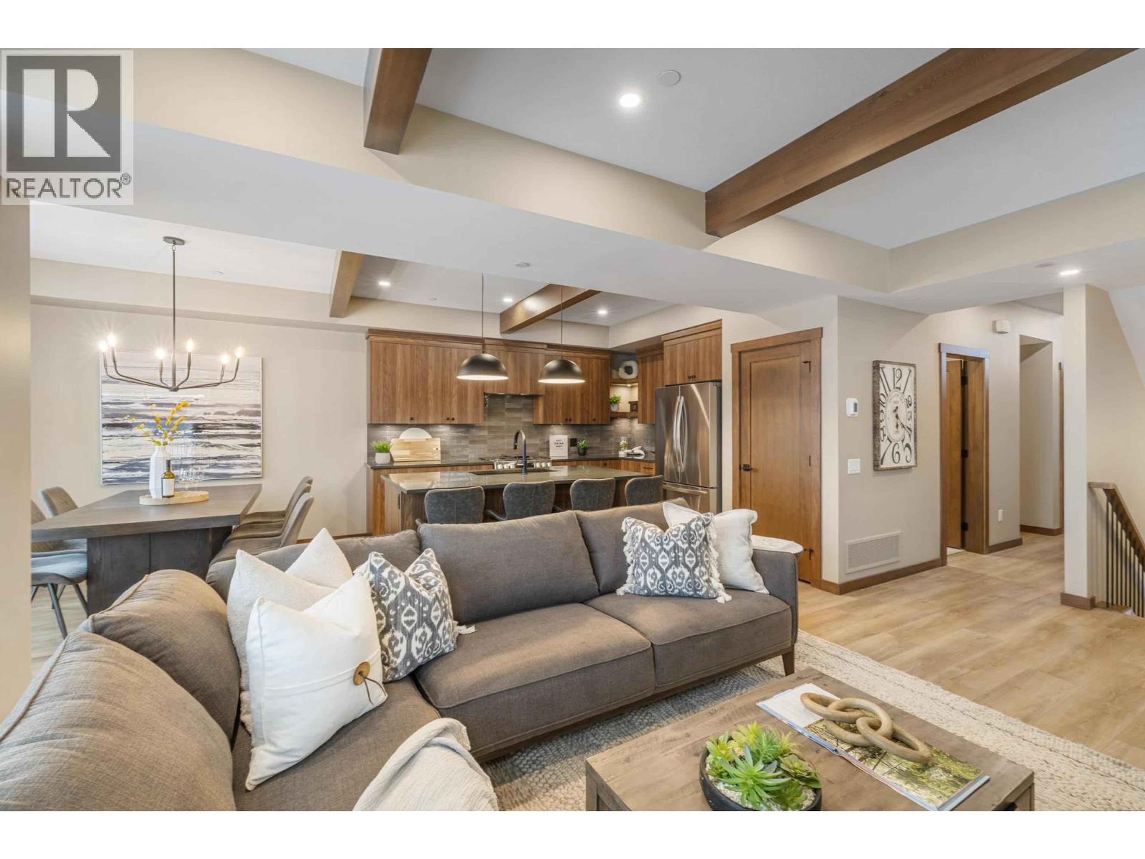 #89 255 FEATHERTOP WAY - 11