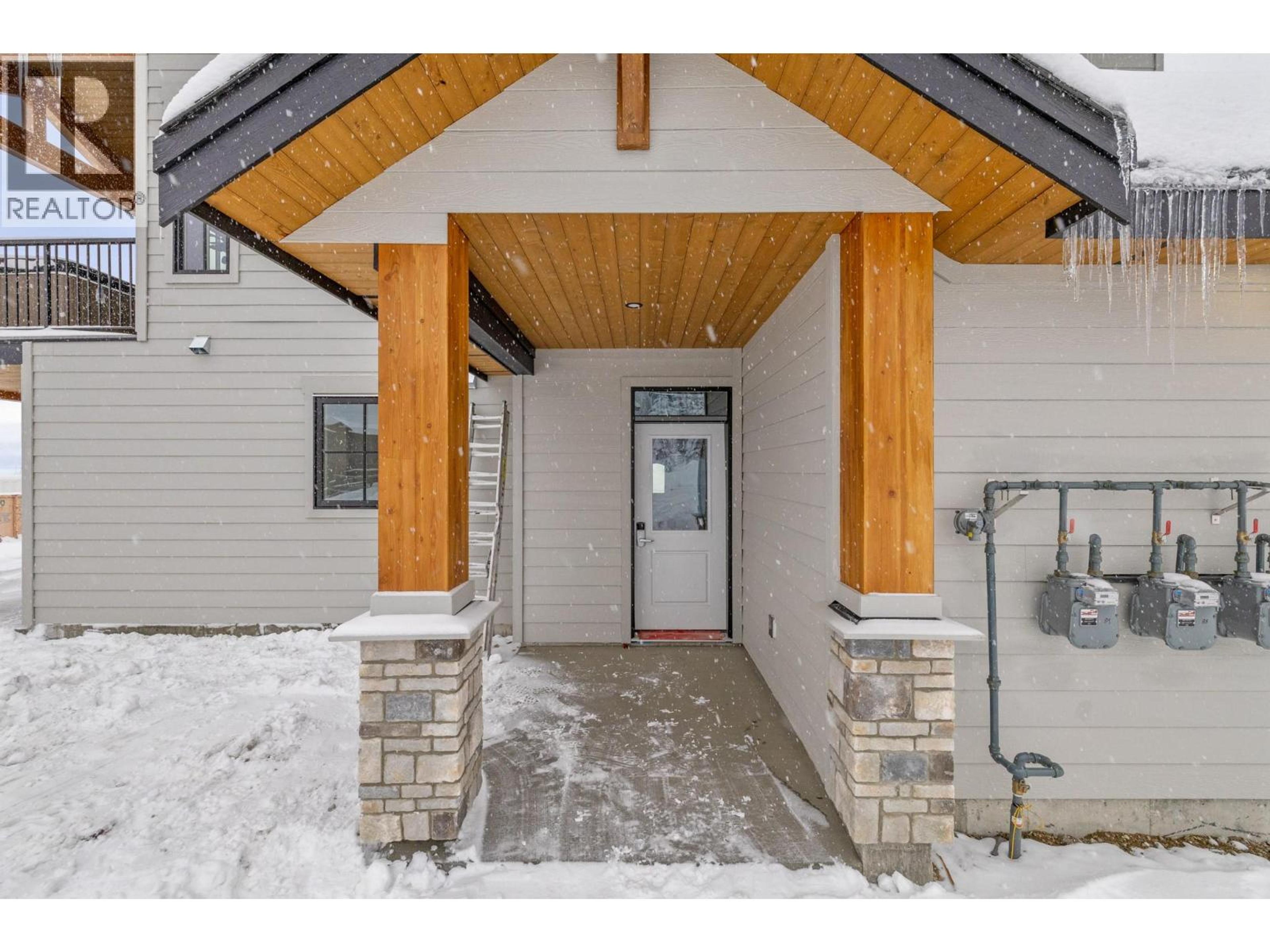 #89 255 FEATHERTOP WAY - 53