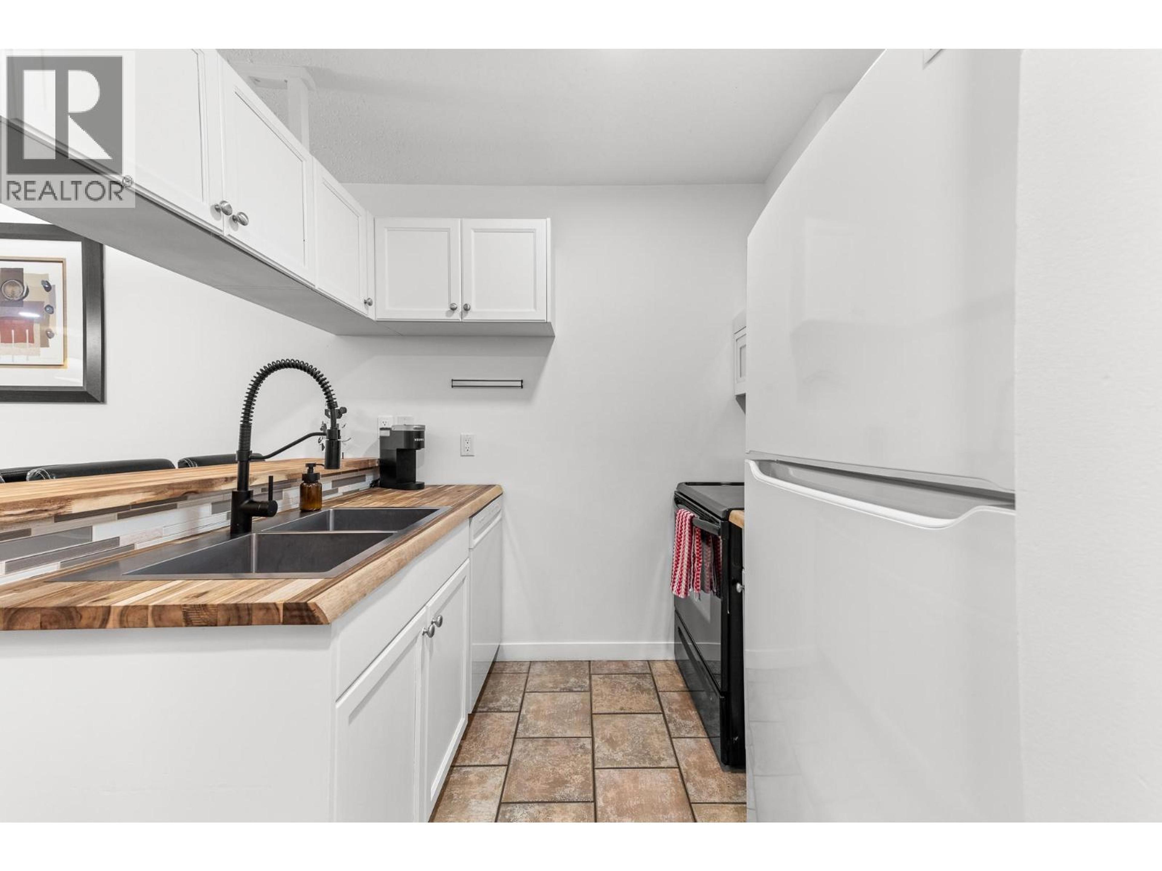 #202A 32 RIVERMOUNT PLACE - 6