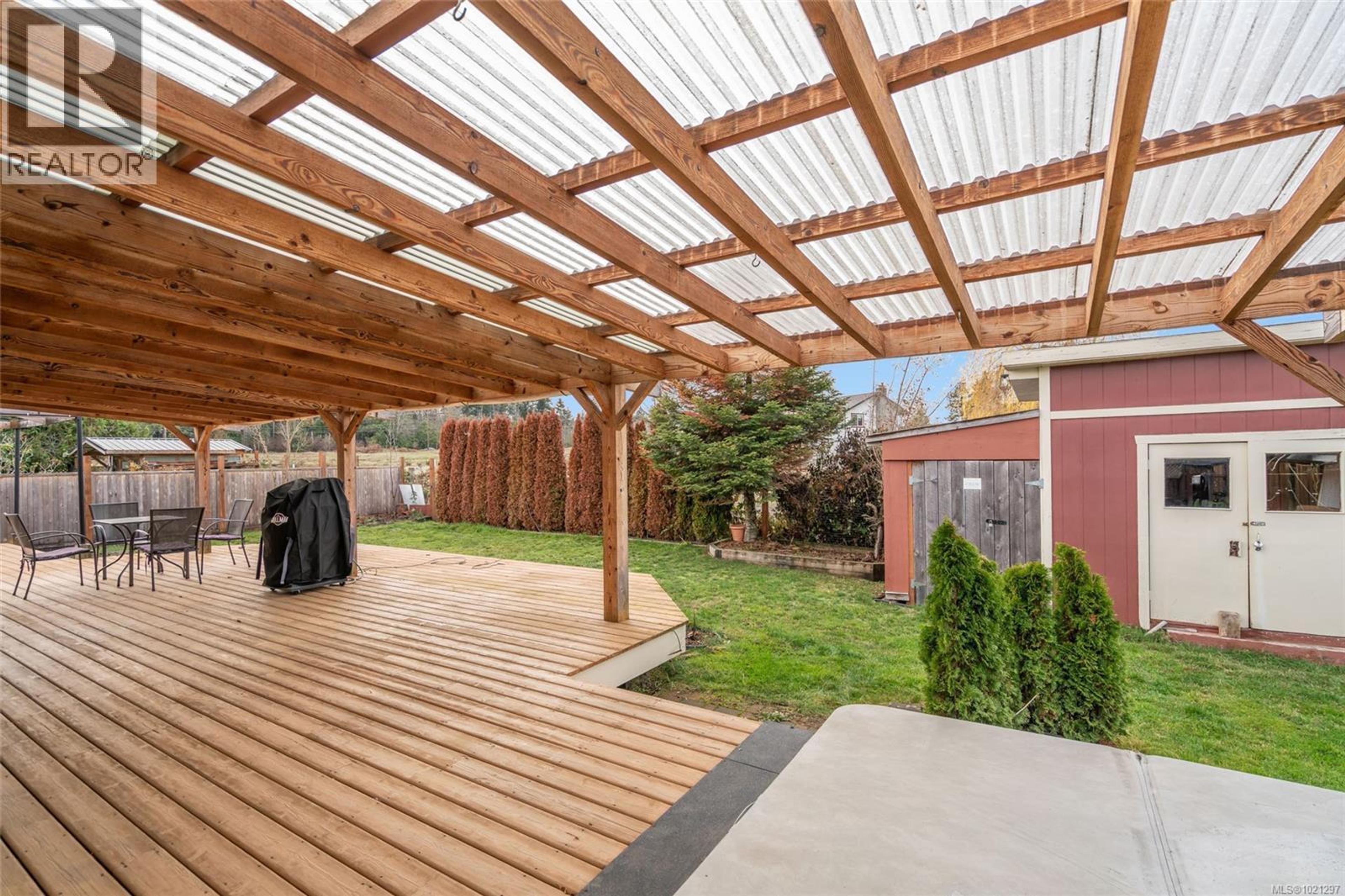 367 MCKILLOP DR - 18