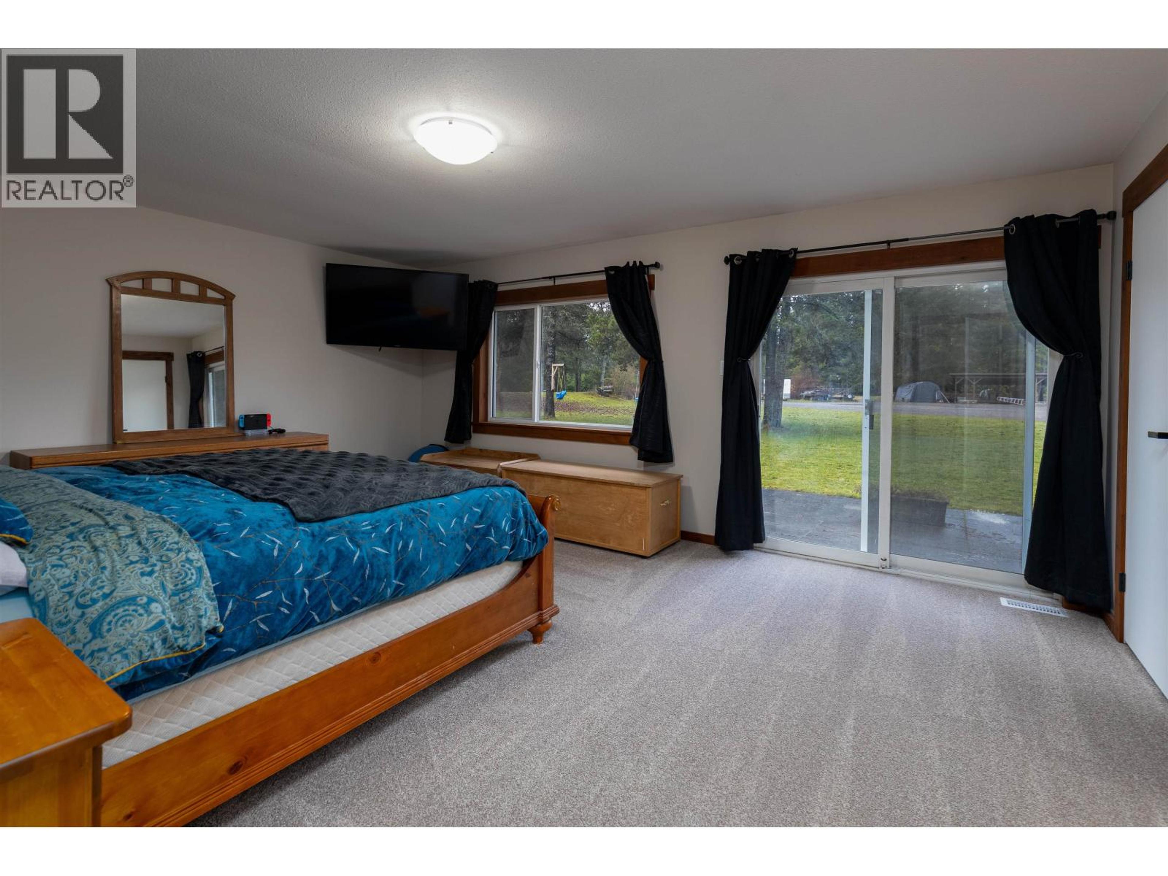 5134 SOUCIE AVENUE - 13