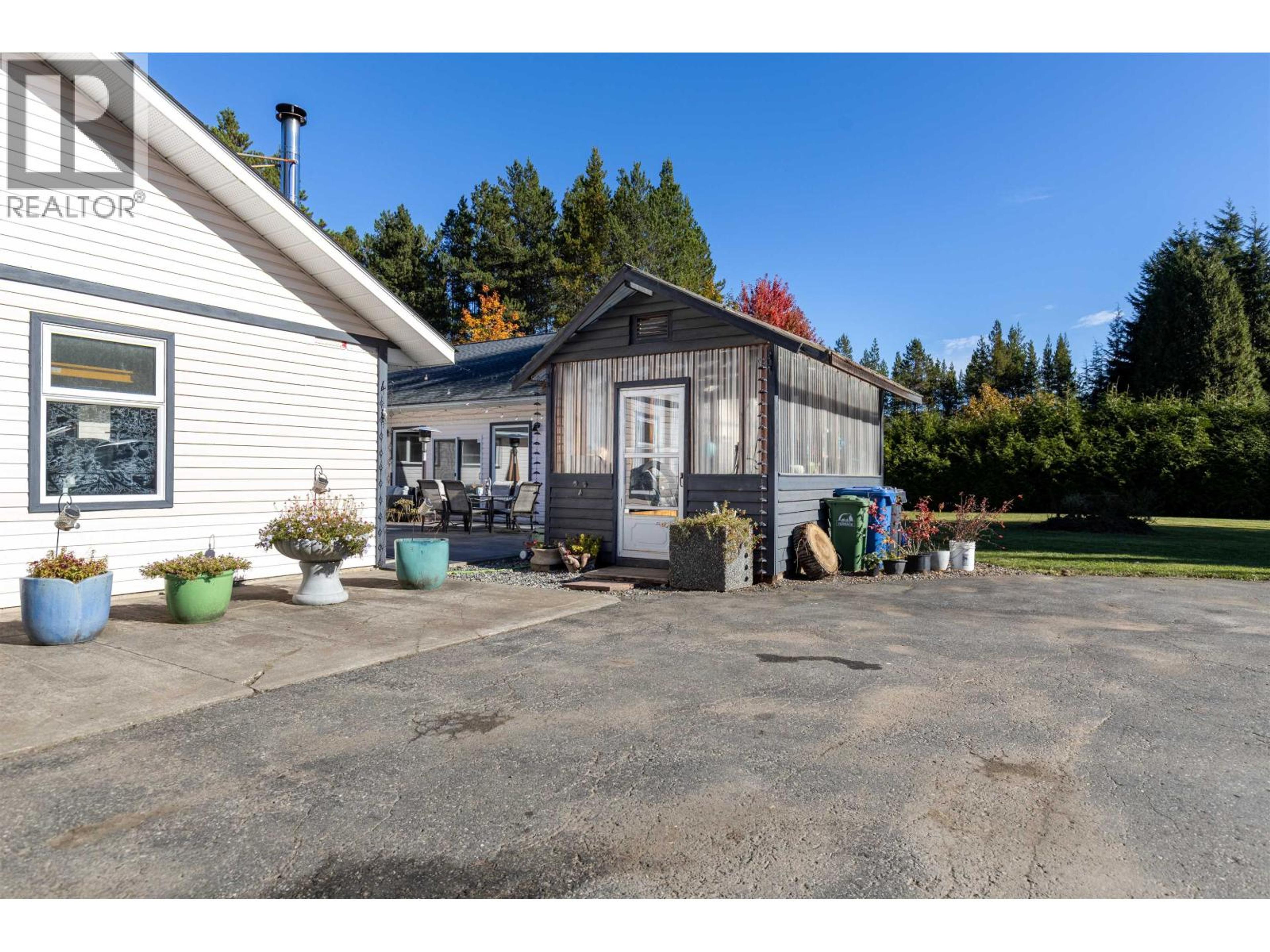 5134 SOUCIE AVENUE - 22