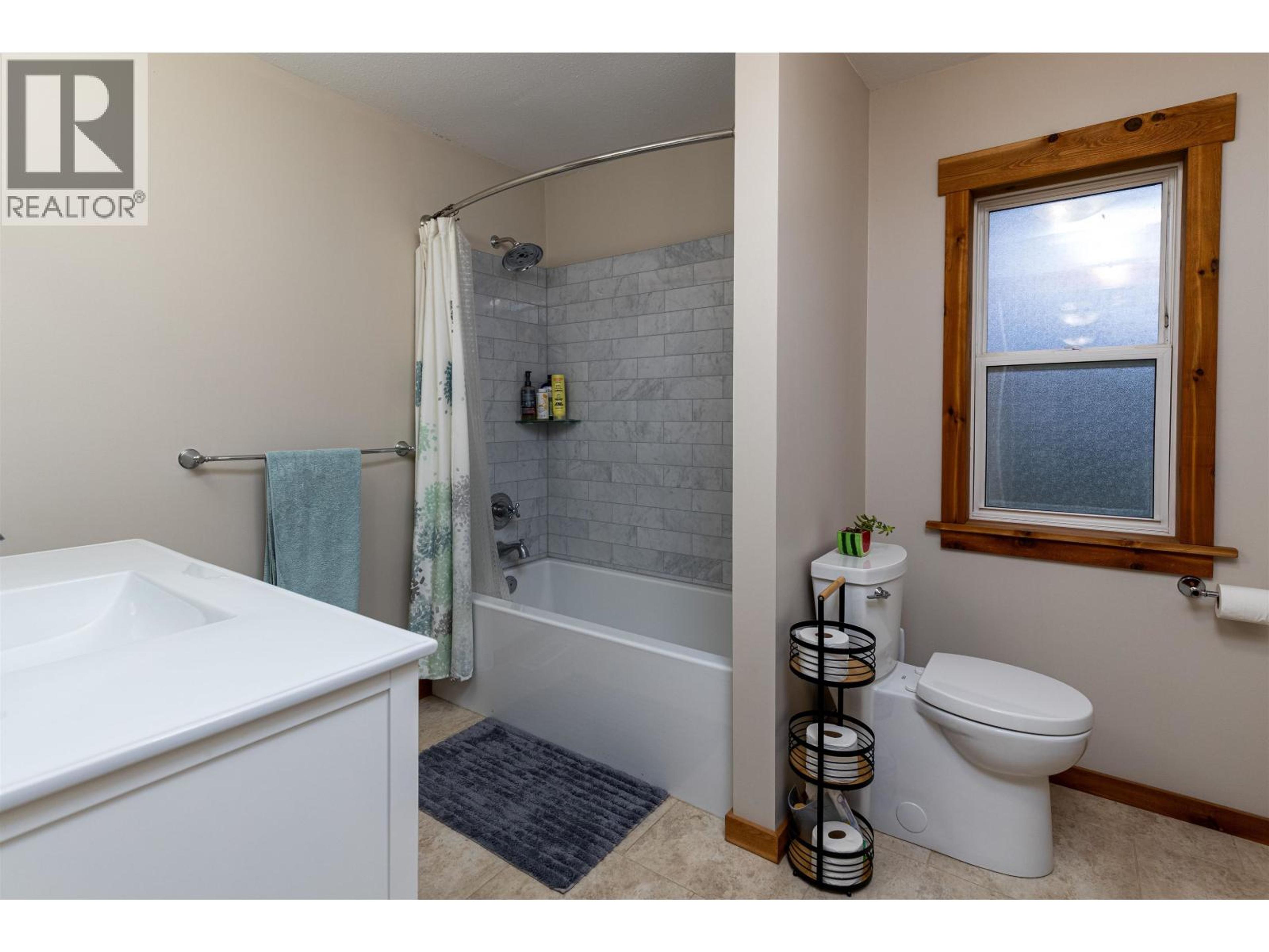 5134 SOUCIE AVENUE - 18