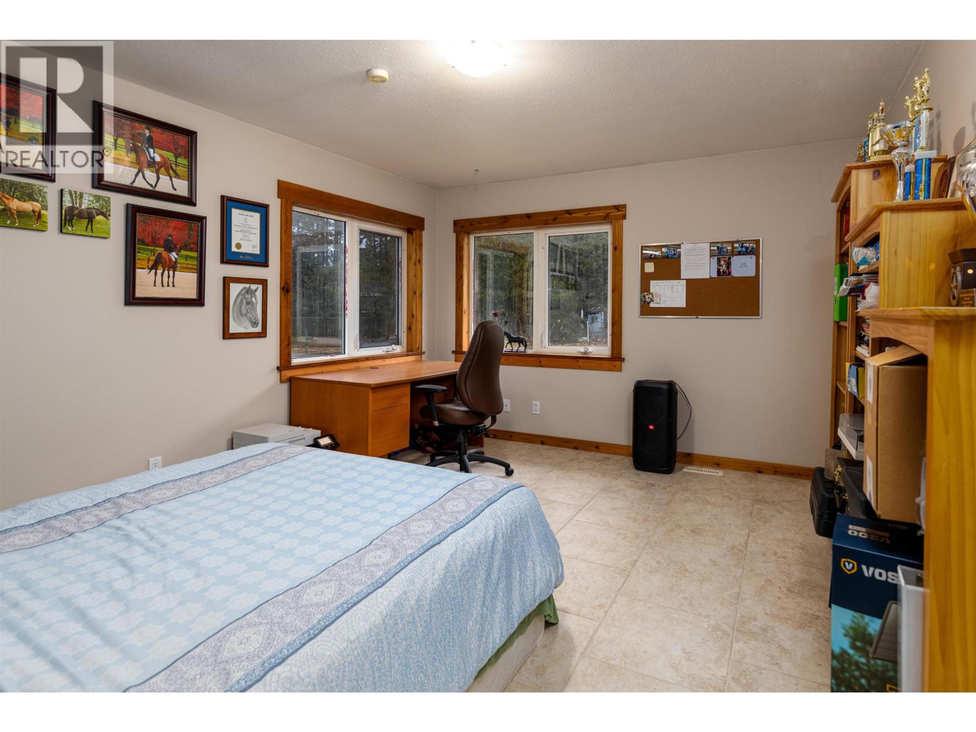 5134 SOUCIE AVENUE - 17