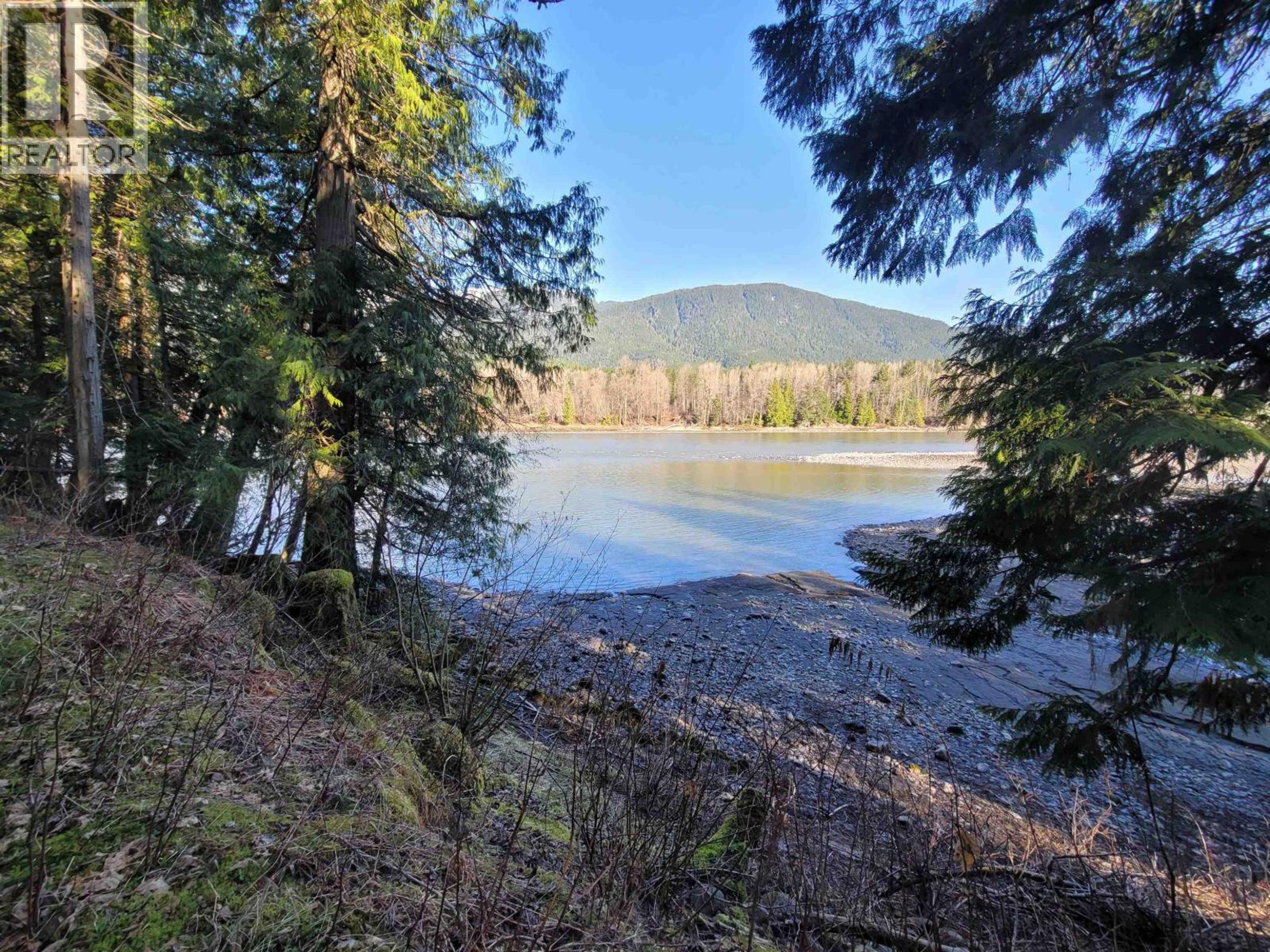 2158 GRANDVIEW DRIVE - Image 3