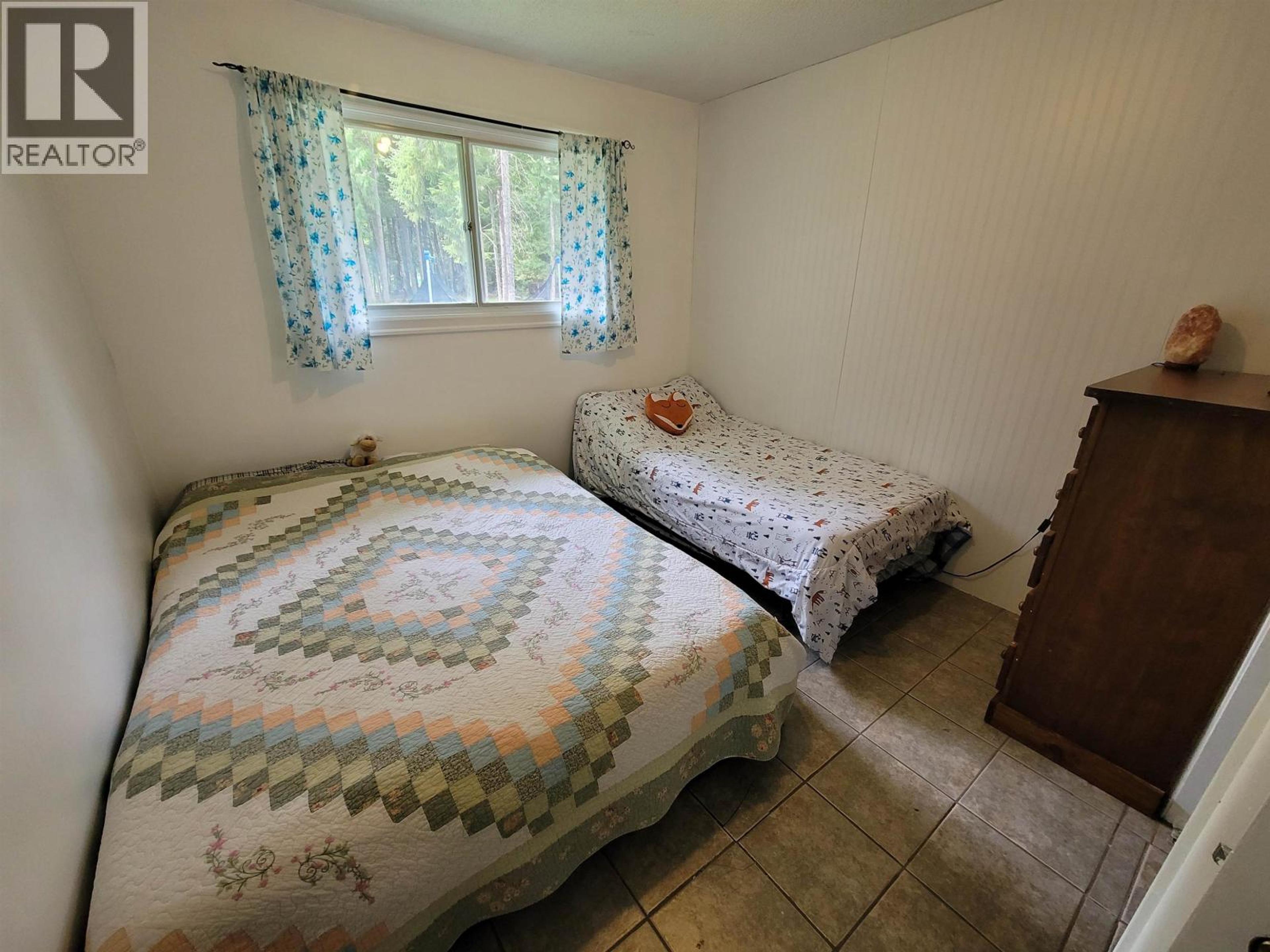 2158 GRANDVIEW DRIVE - 19