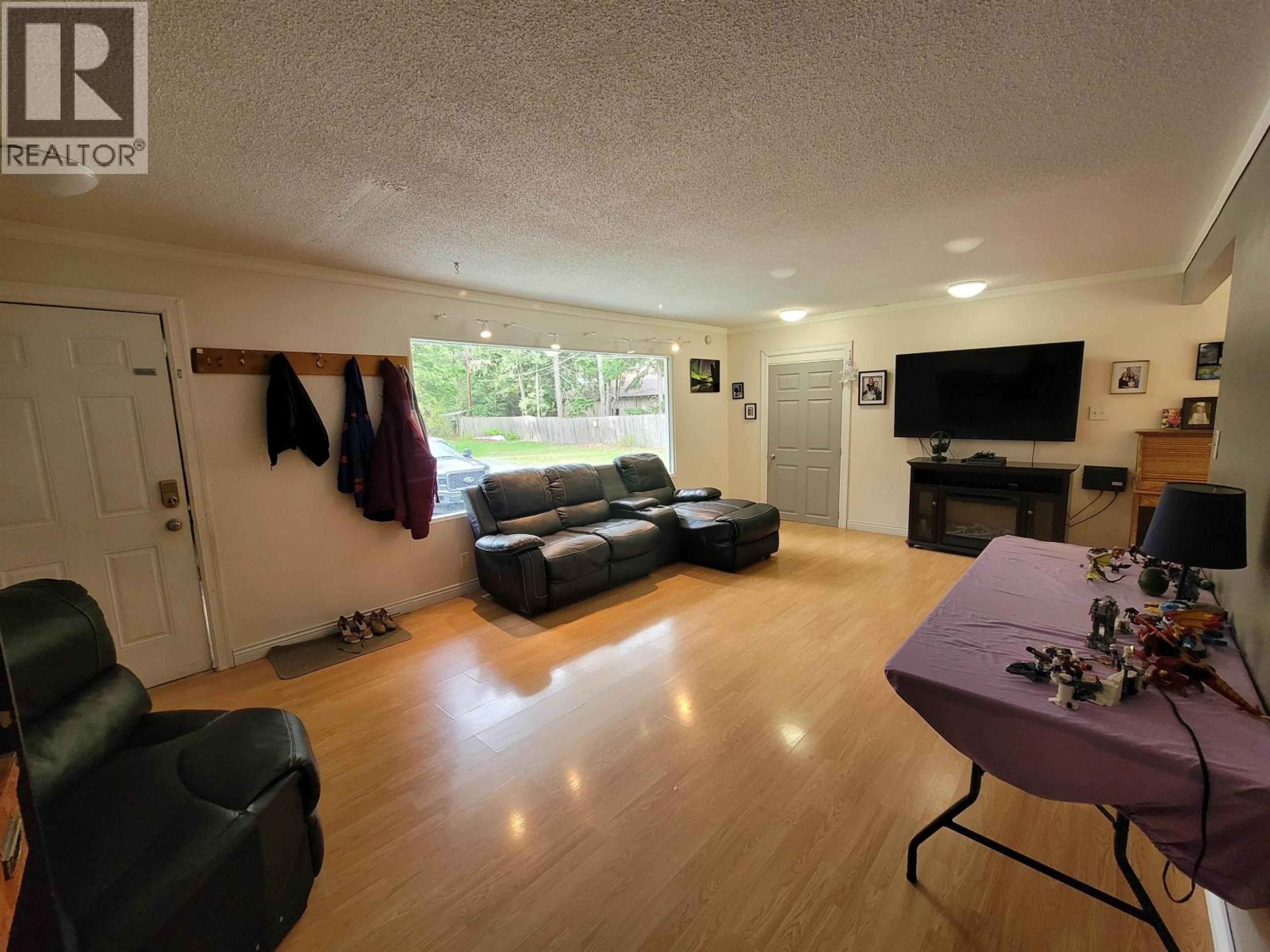 2158 GRANDVIEW DRIVE - 13