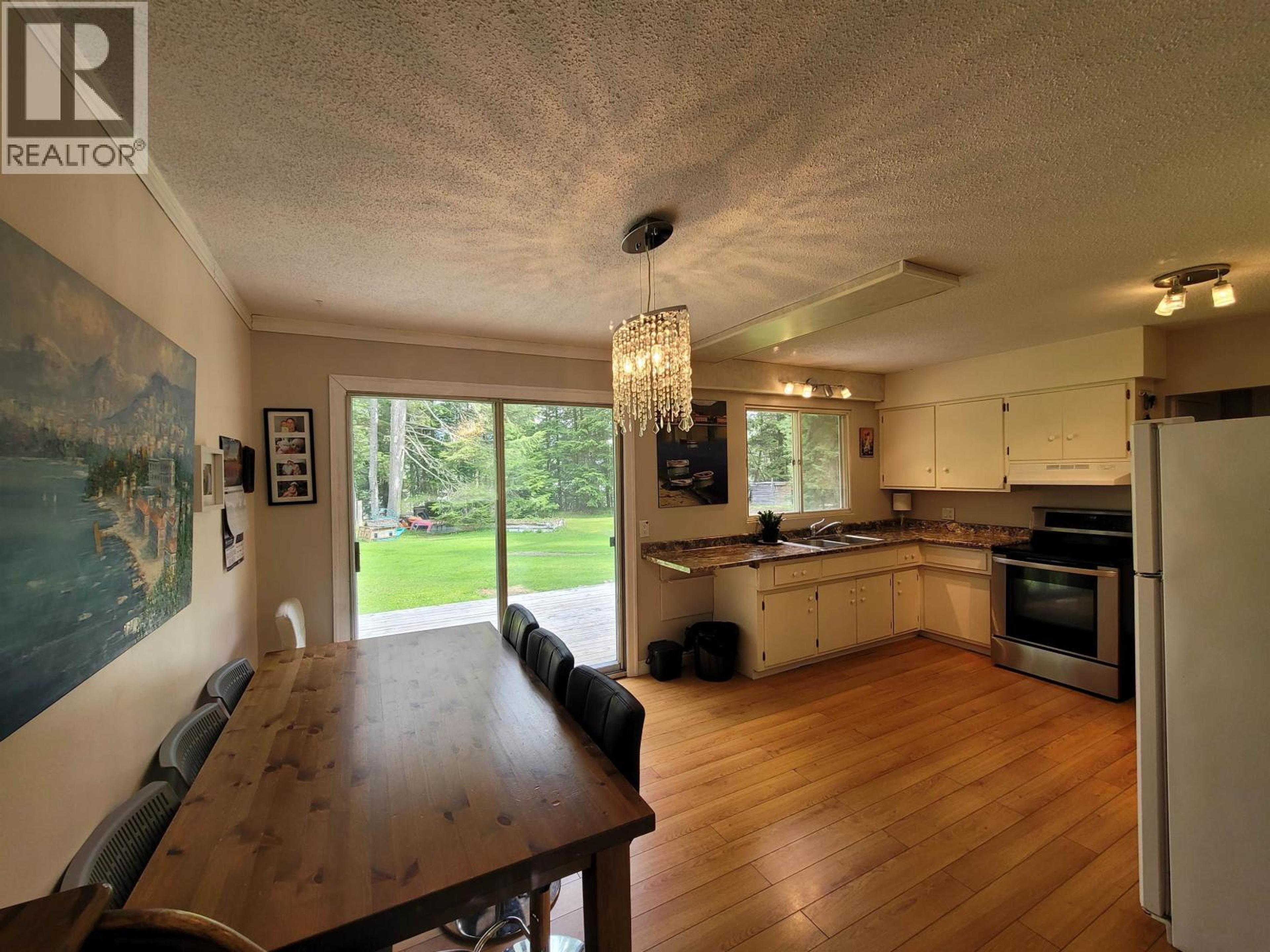 2158 GRANDVIEW DRIVE - 14