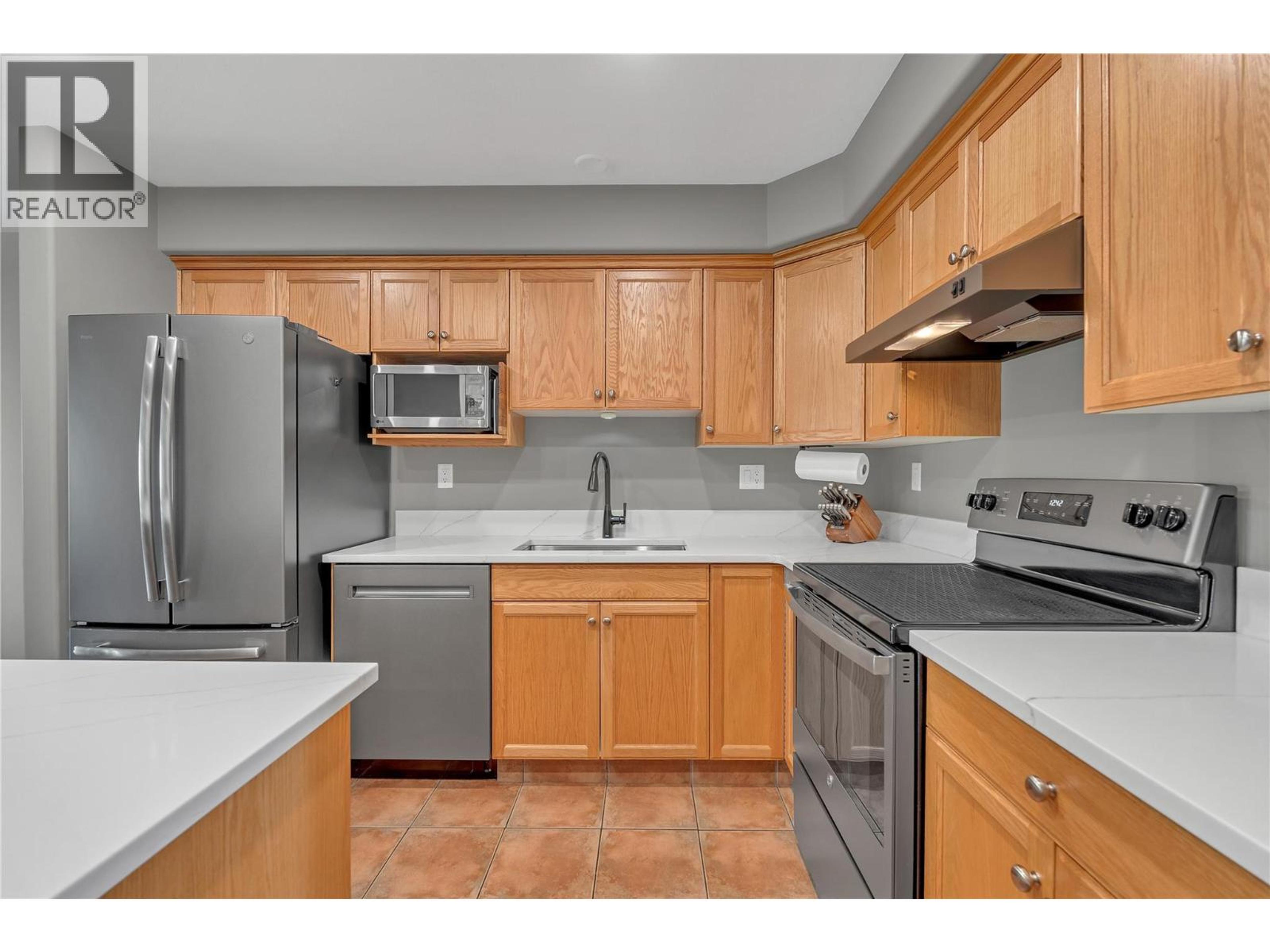 #309 9307 62 AVENUE - Image 2