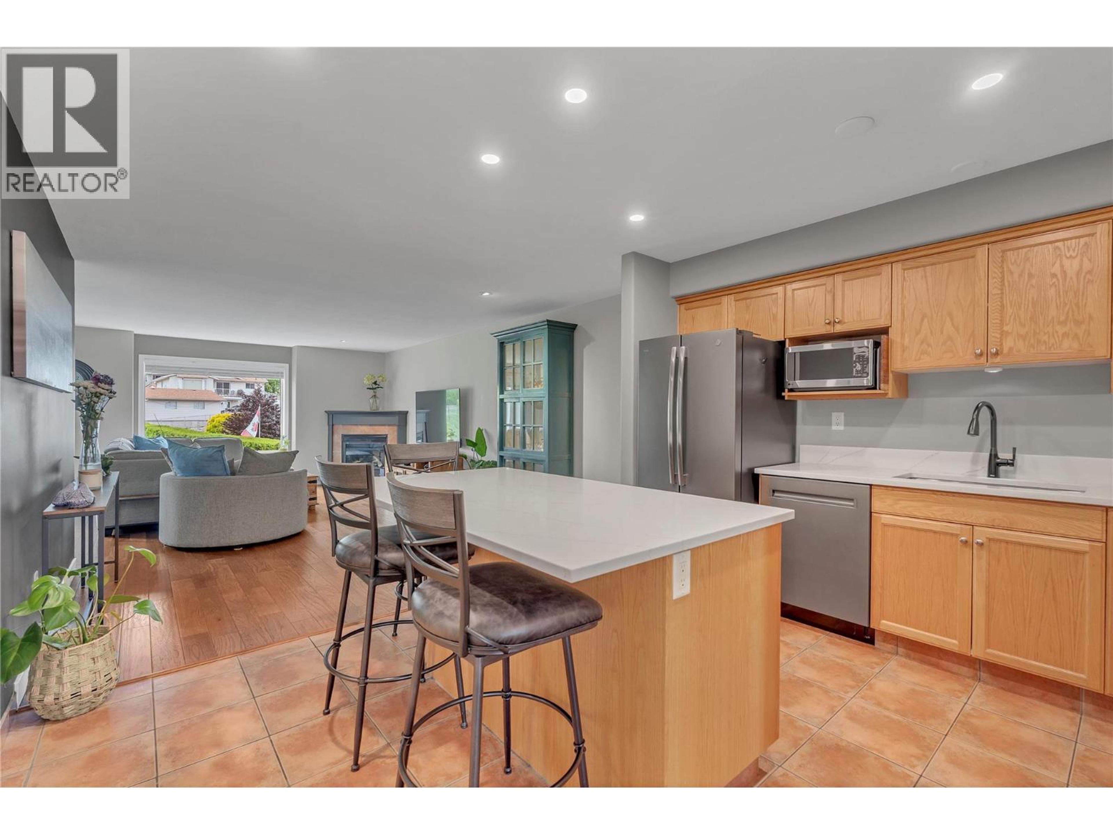 #309 9307 62 AVENUE - 6