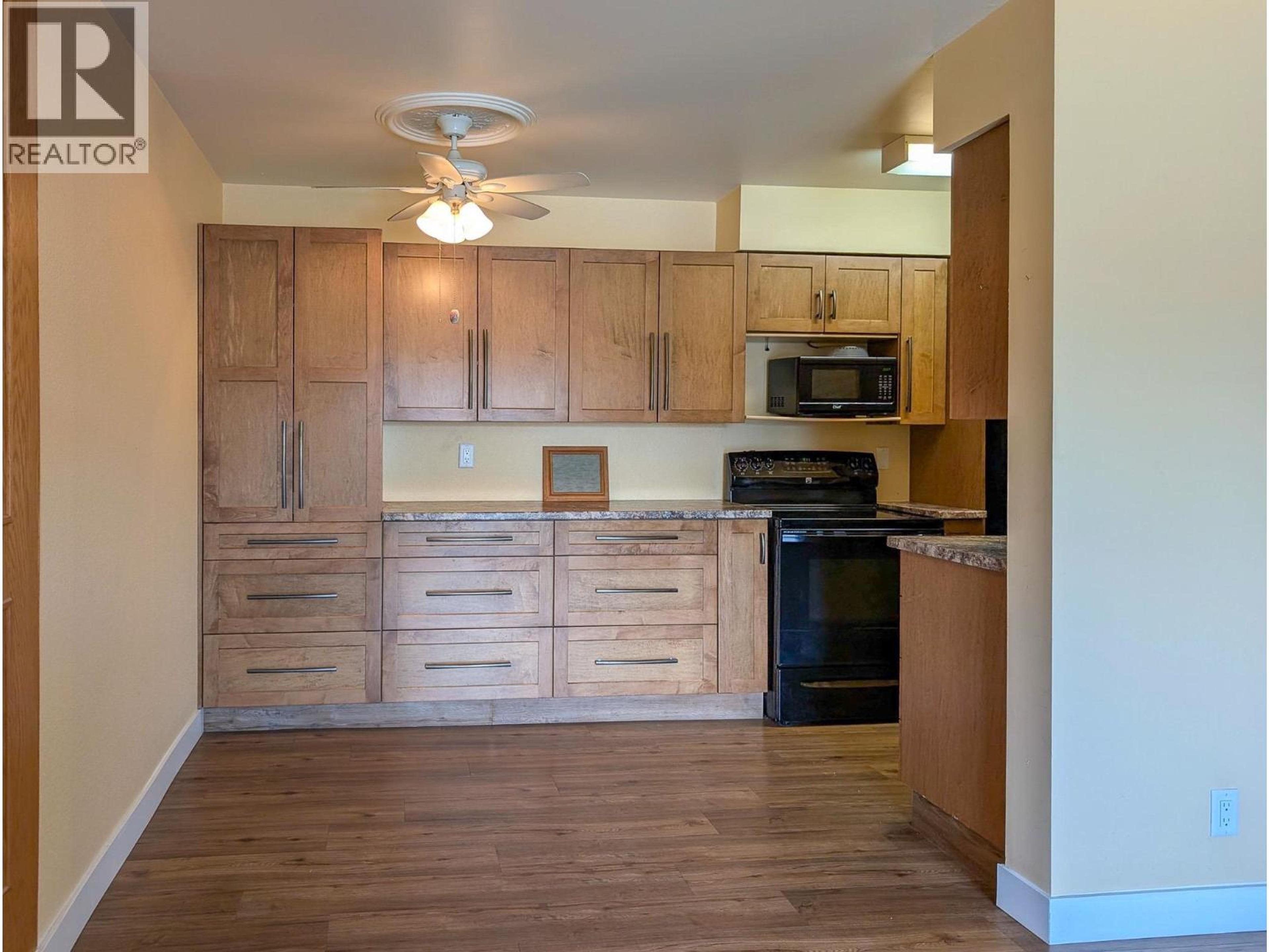 1654 10TH AVENUE - 13