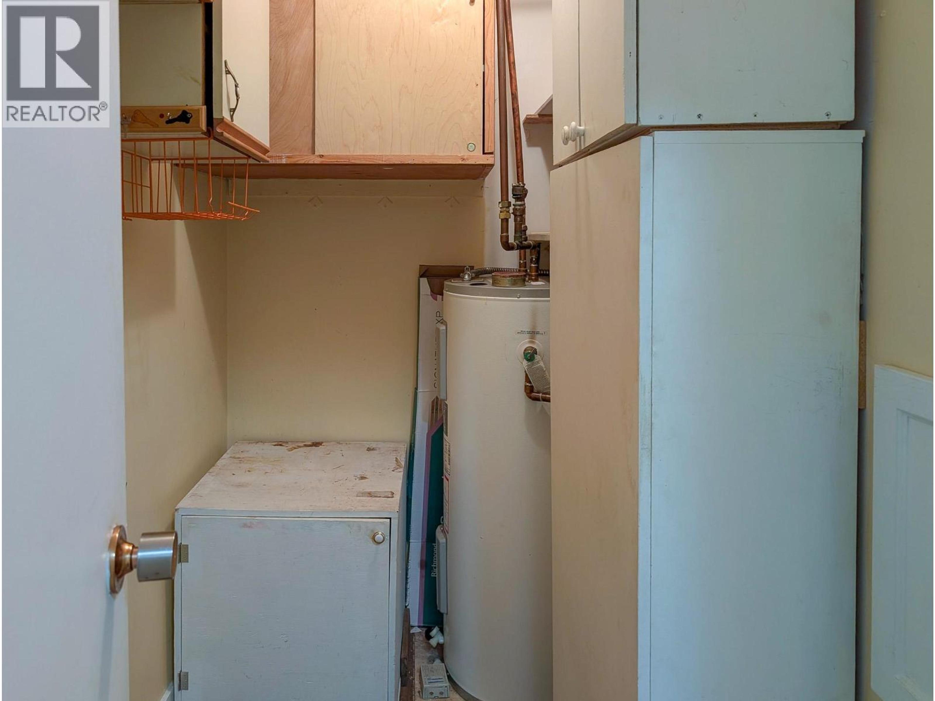 1654 10TH AVENUE - 18