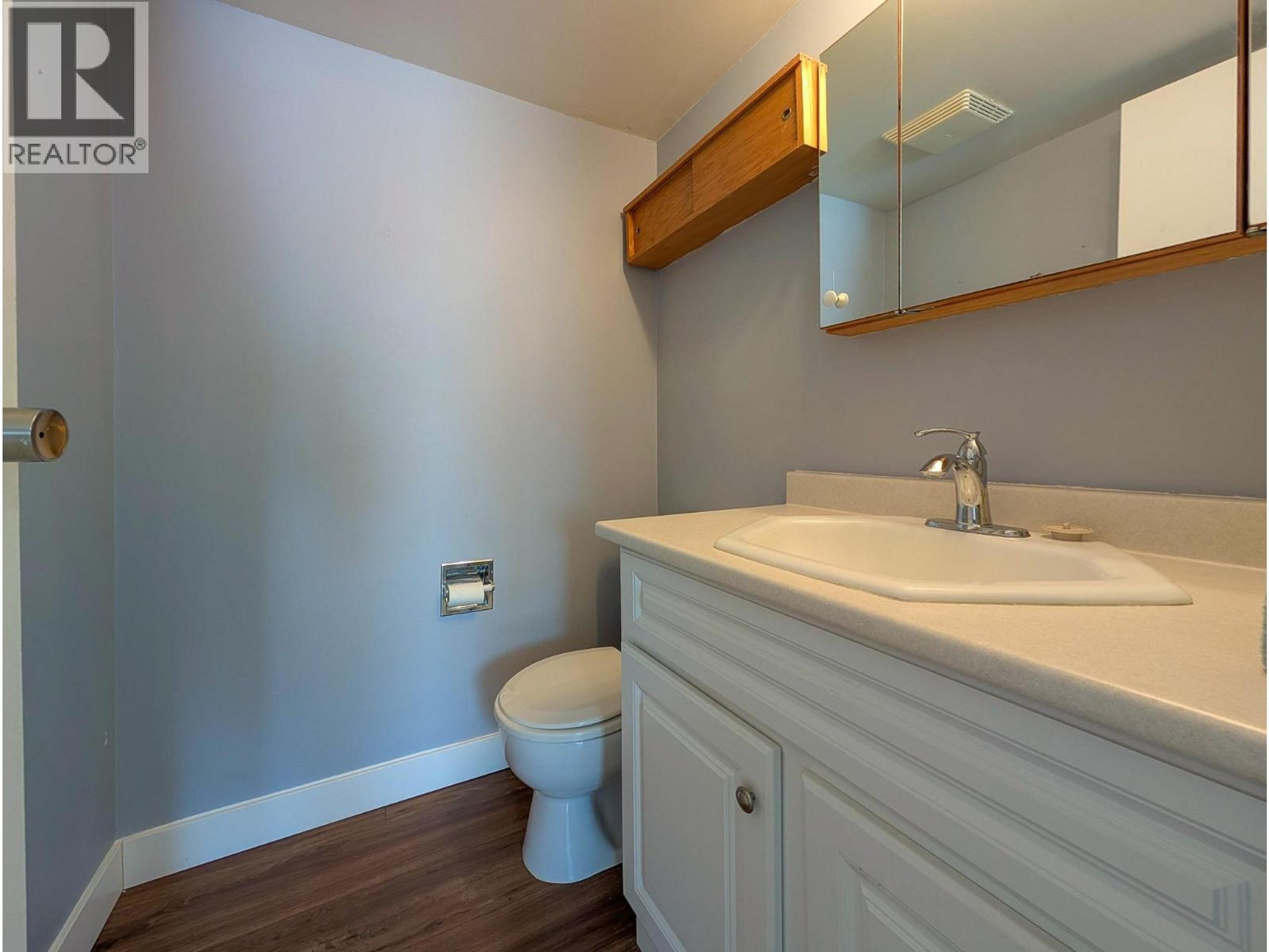 1654 10TH AVENUE - 22