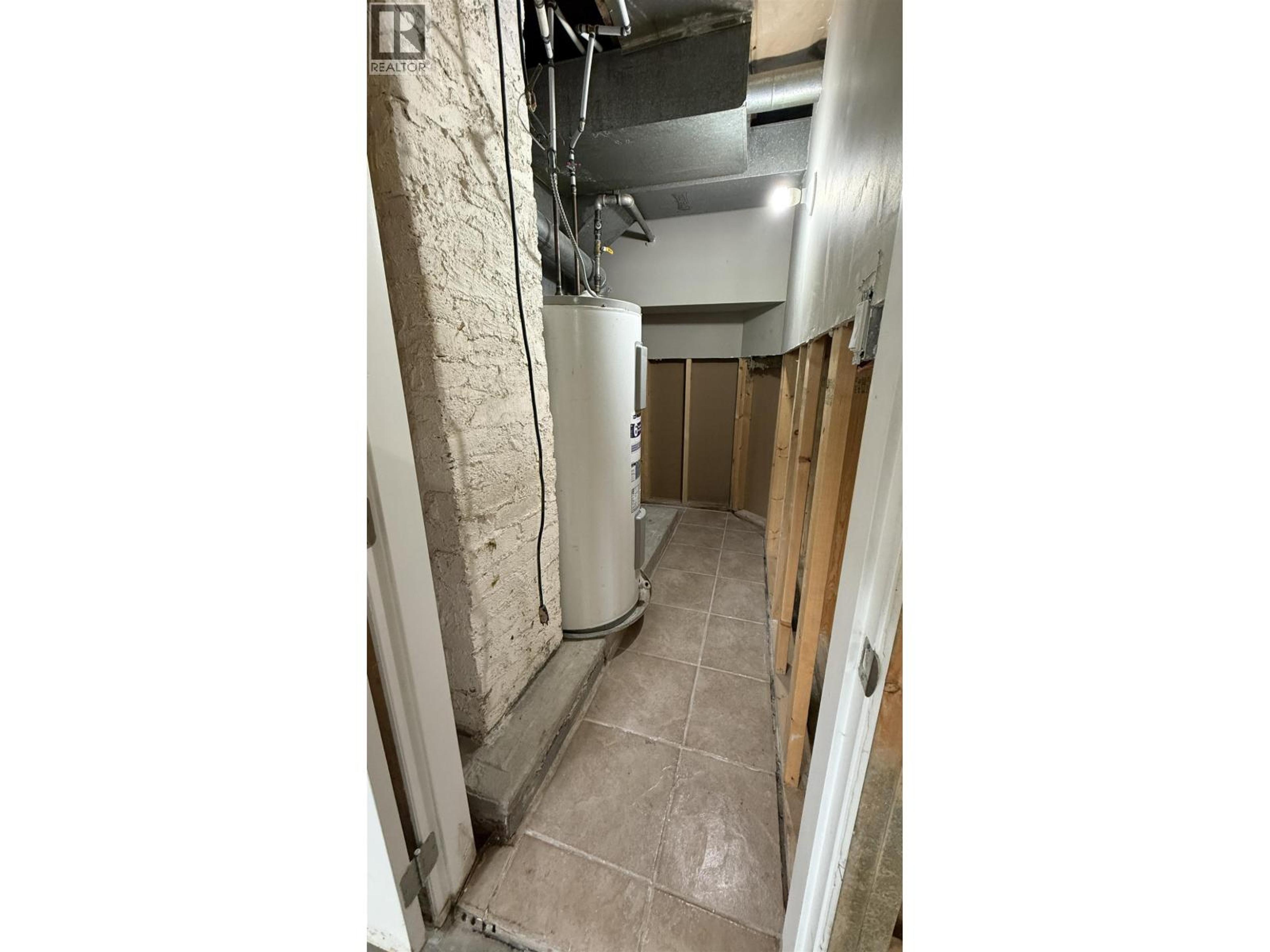 1333 E 8TH AVENUE - 21