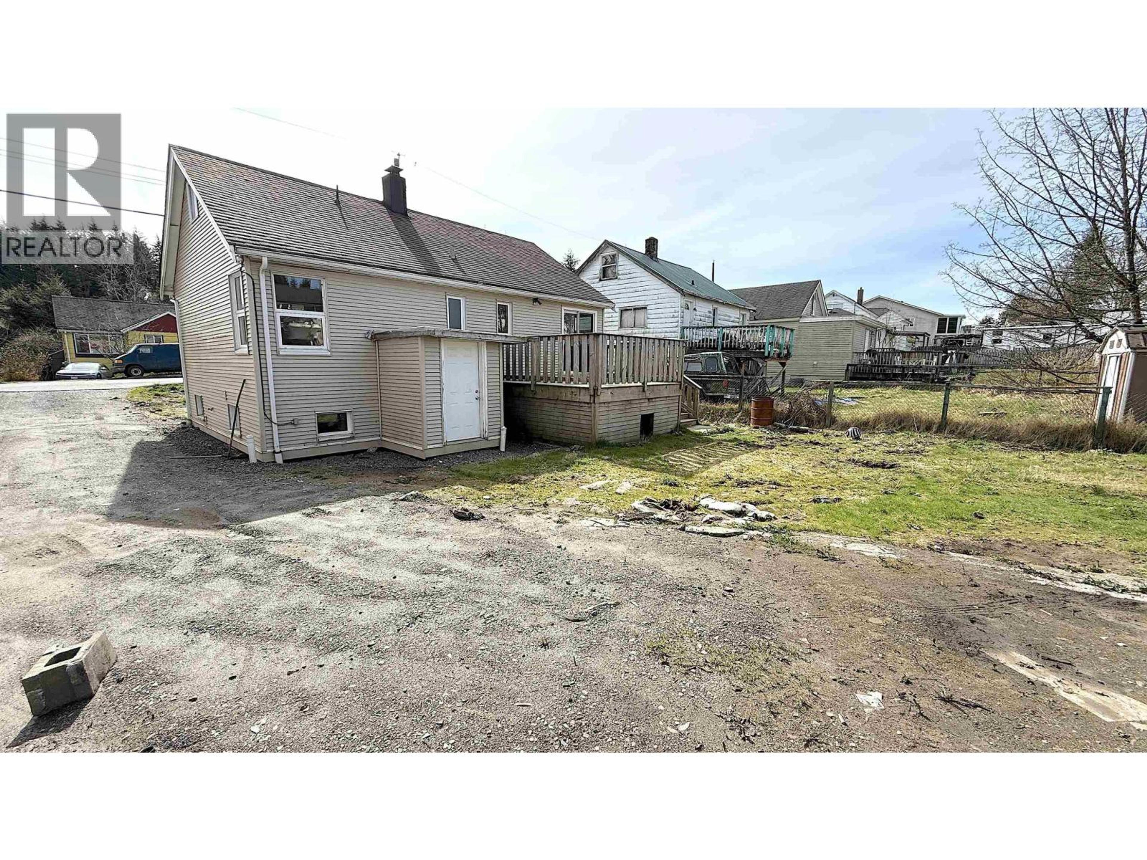 1333 E 8TH AVENUE - 28