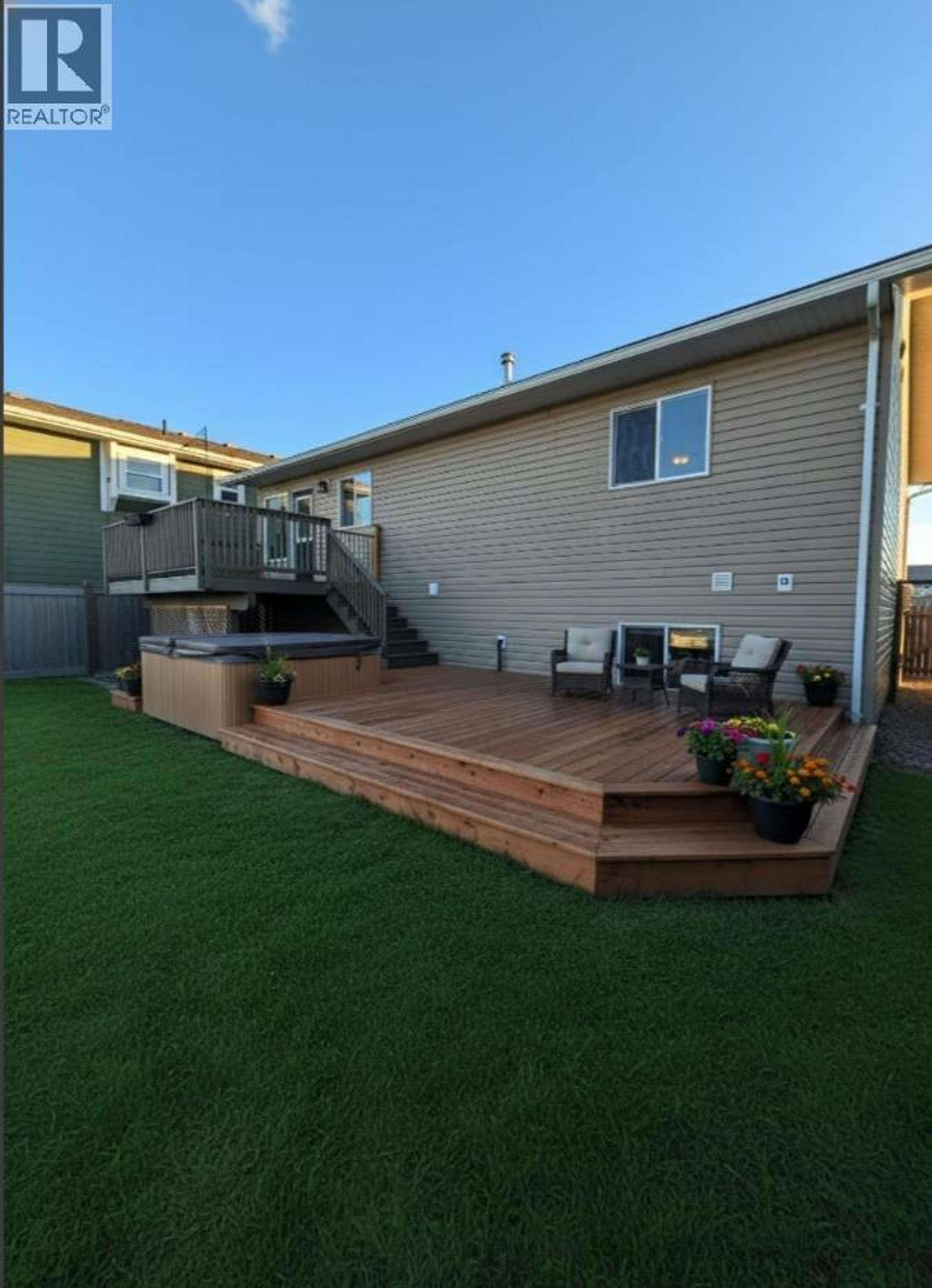 8724 114 AVENUE - 38