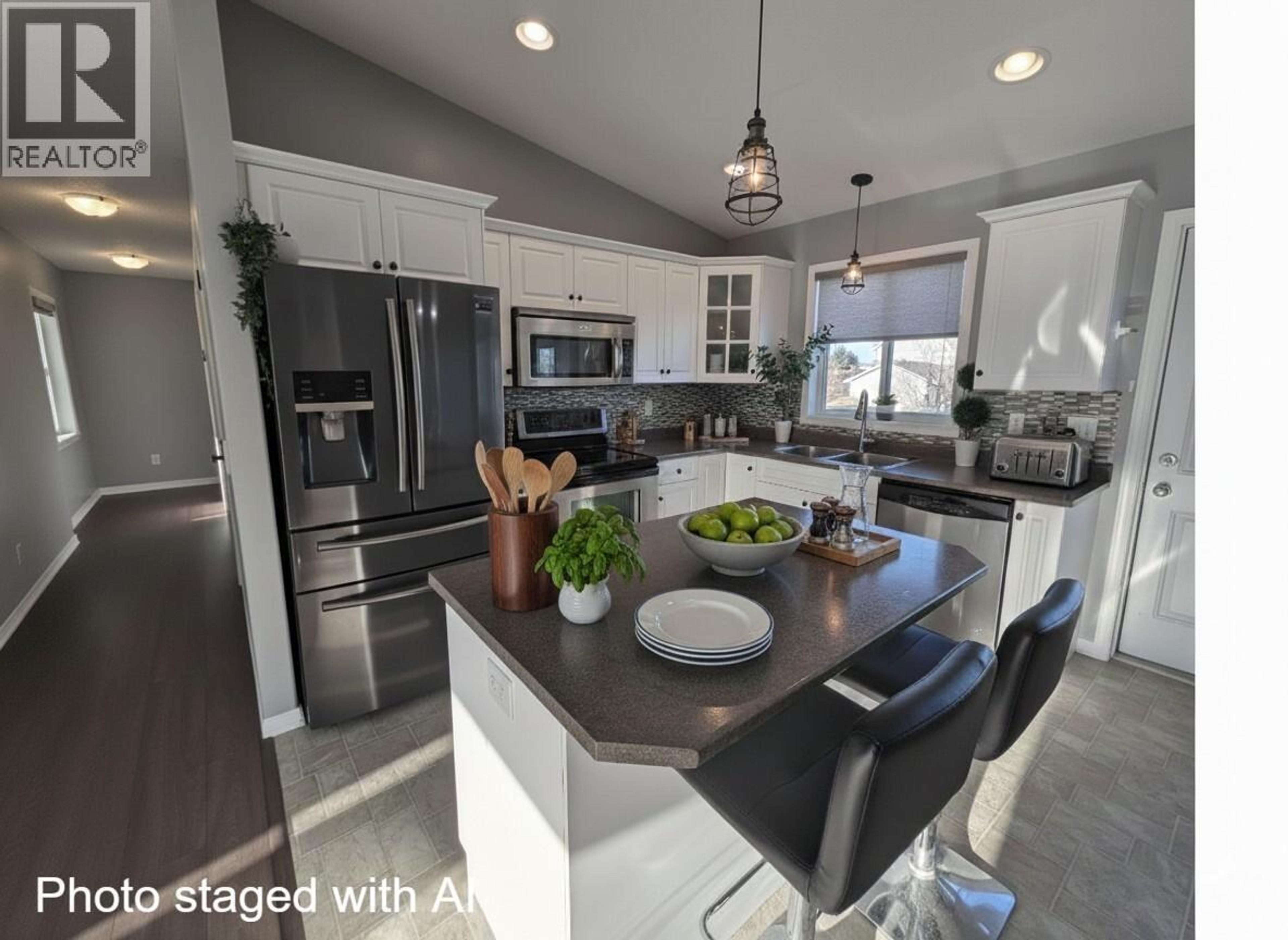 8724 114 AVENUE - Image 2