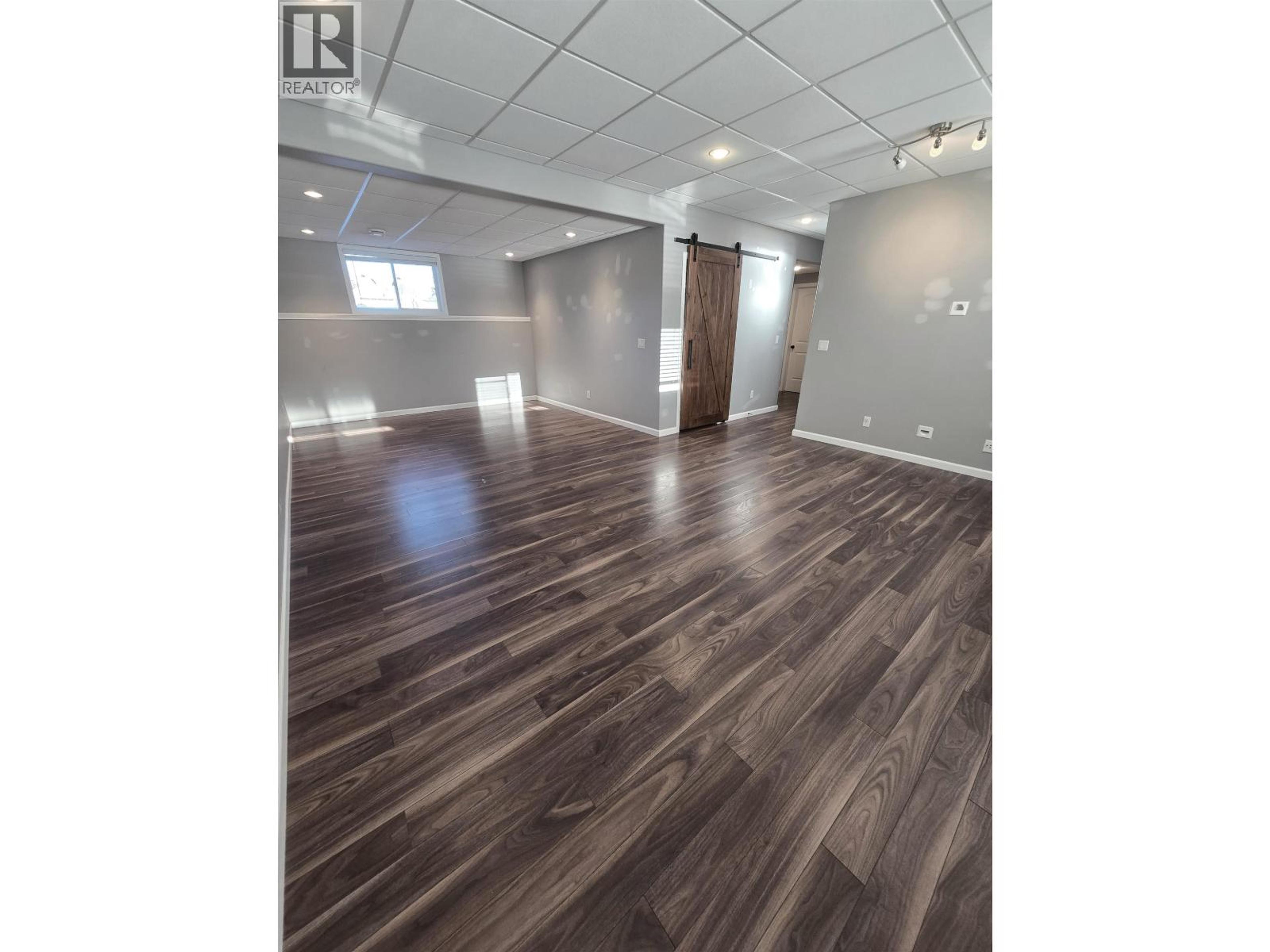 8724 114 AVENUE - 26