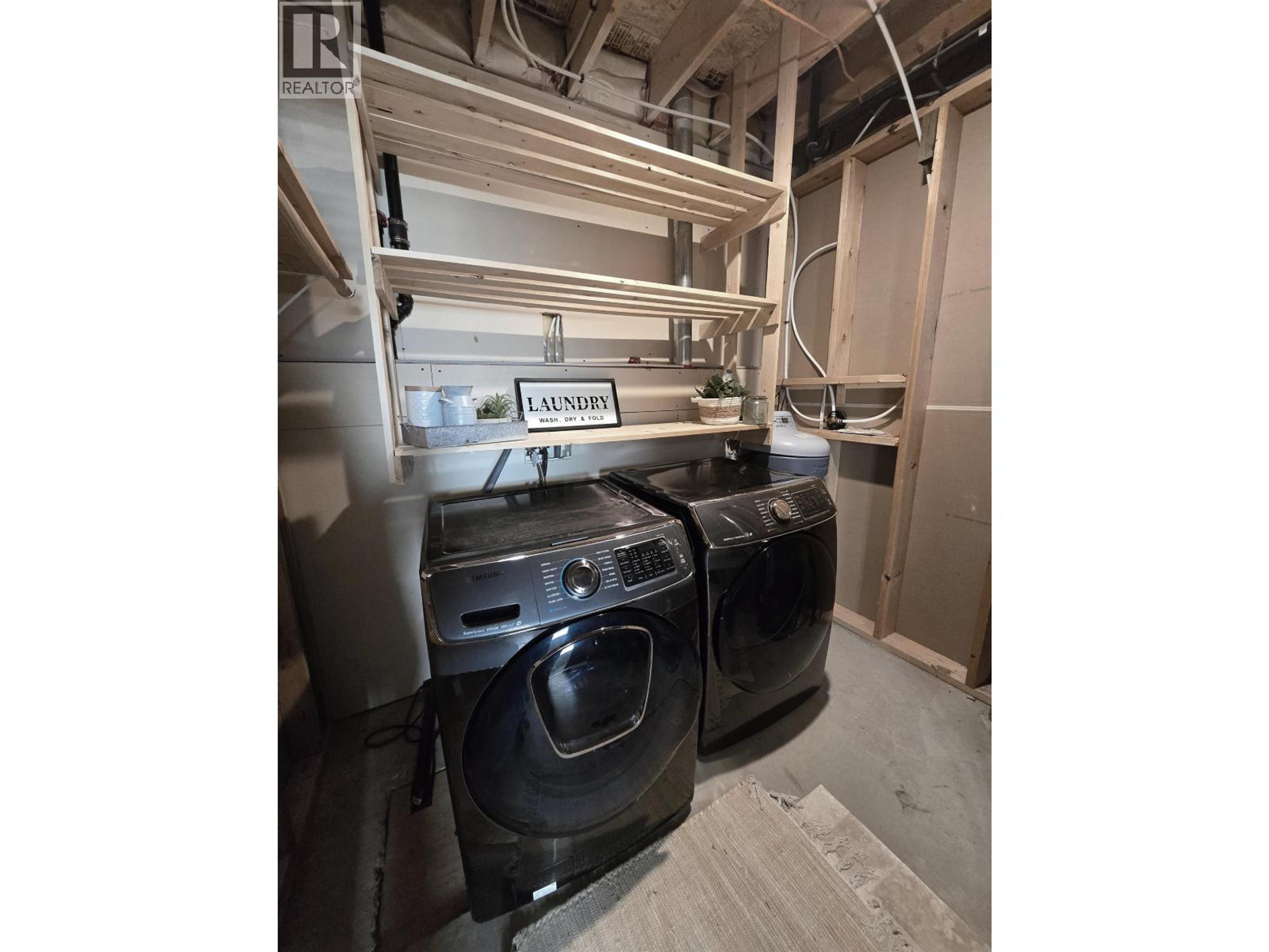 8724 114 AVENUE - 31