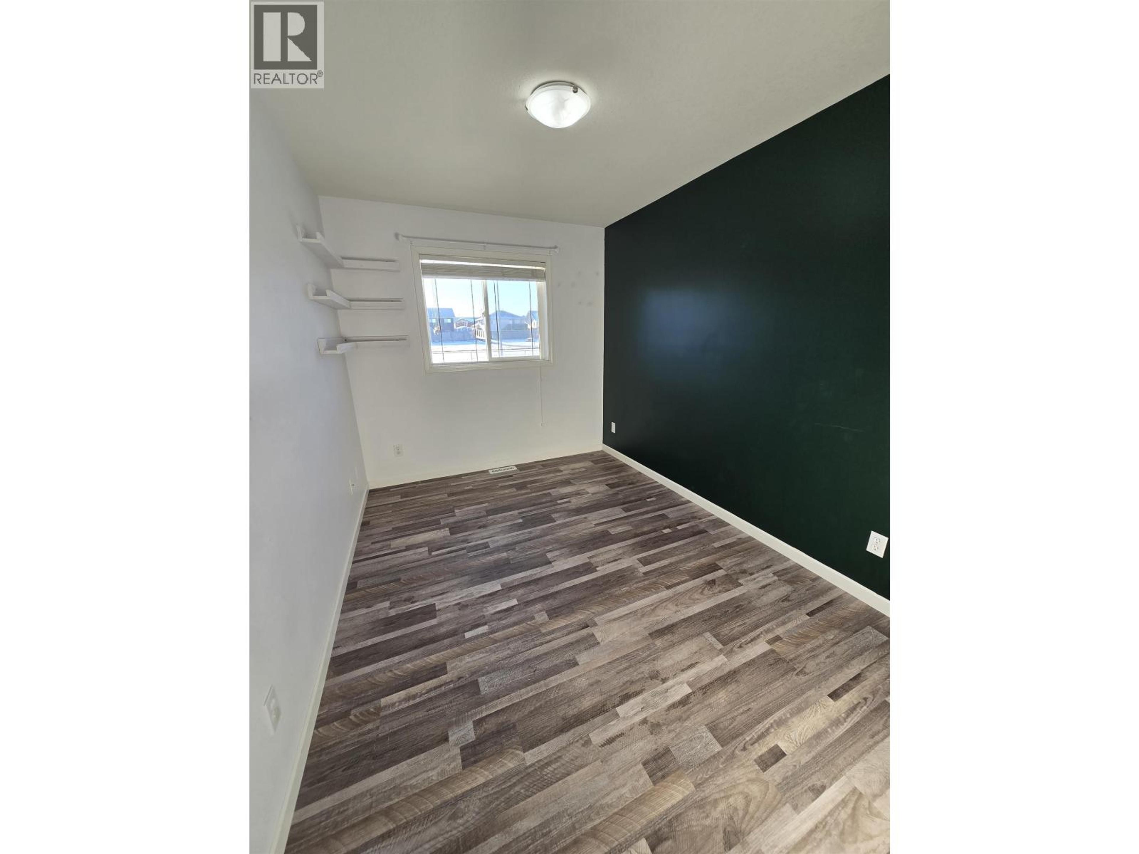 8724 114 AVENUE - 29