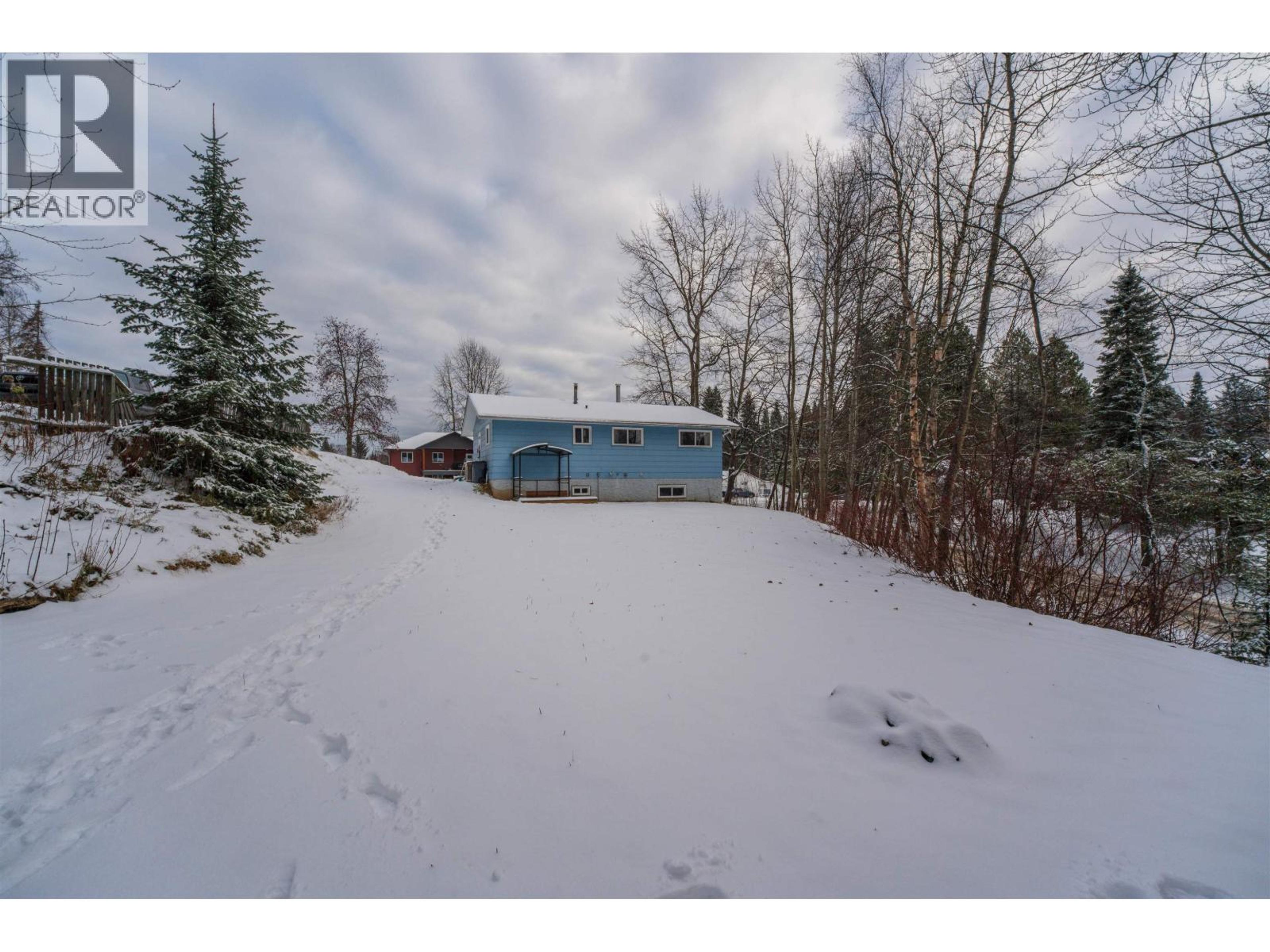 6151 POPLAR PLACE - 25