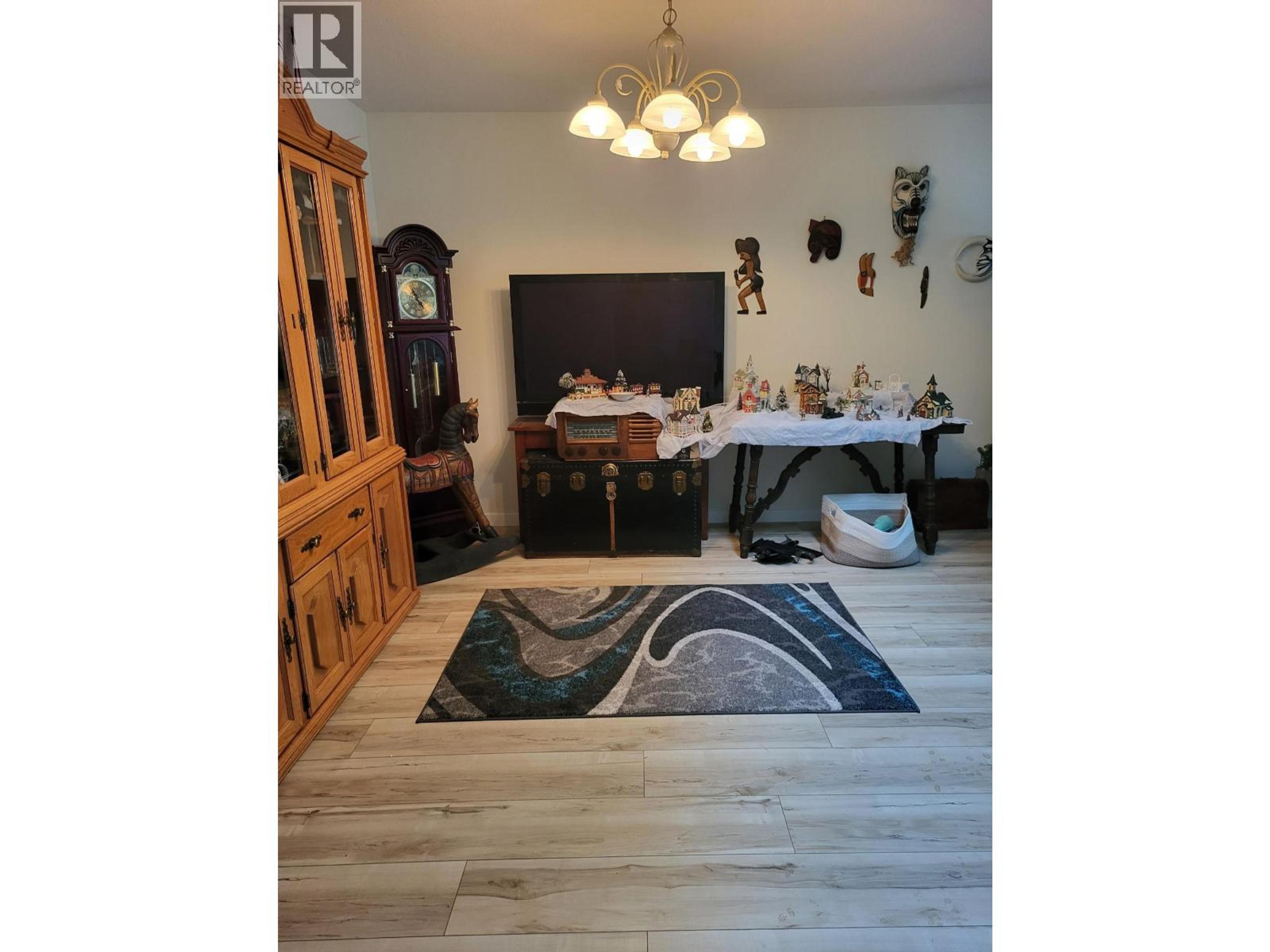 #39 500 WOTZKE DRIVE - Image 6