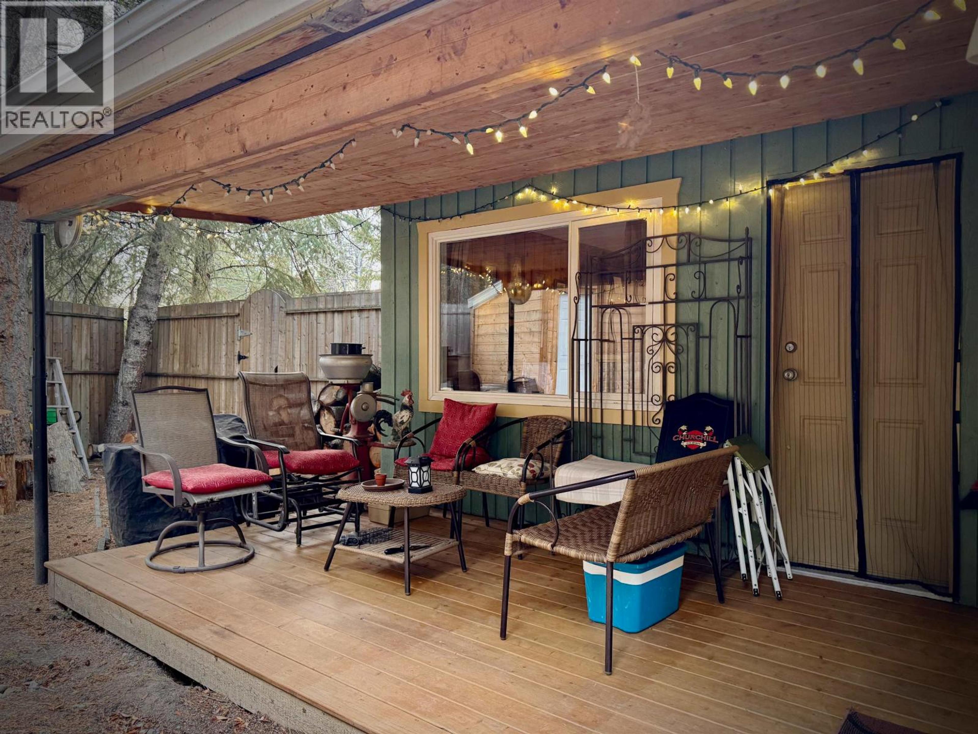 3743 EMERALD CRESCENT - 10