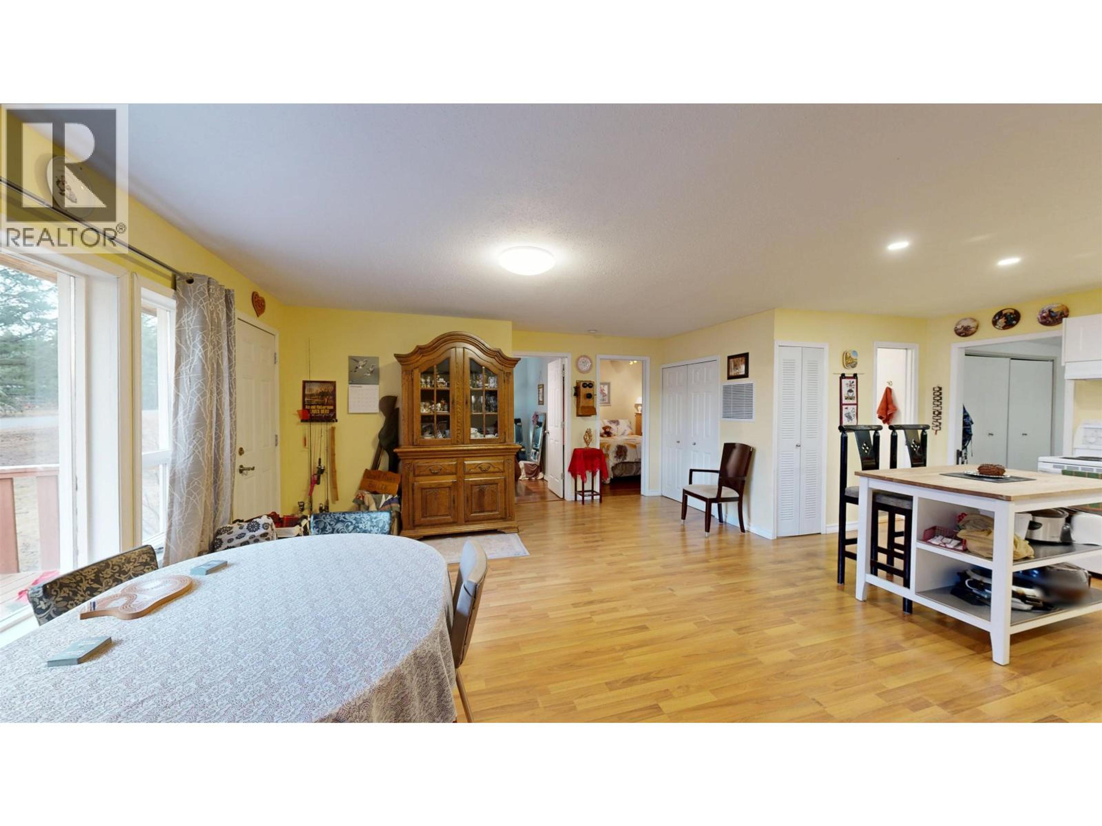 3743 EMERALD CRESCENT - 18