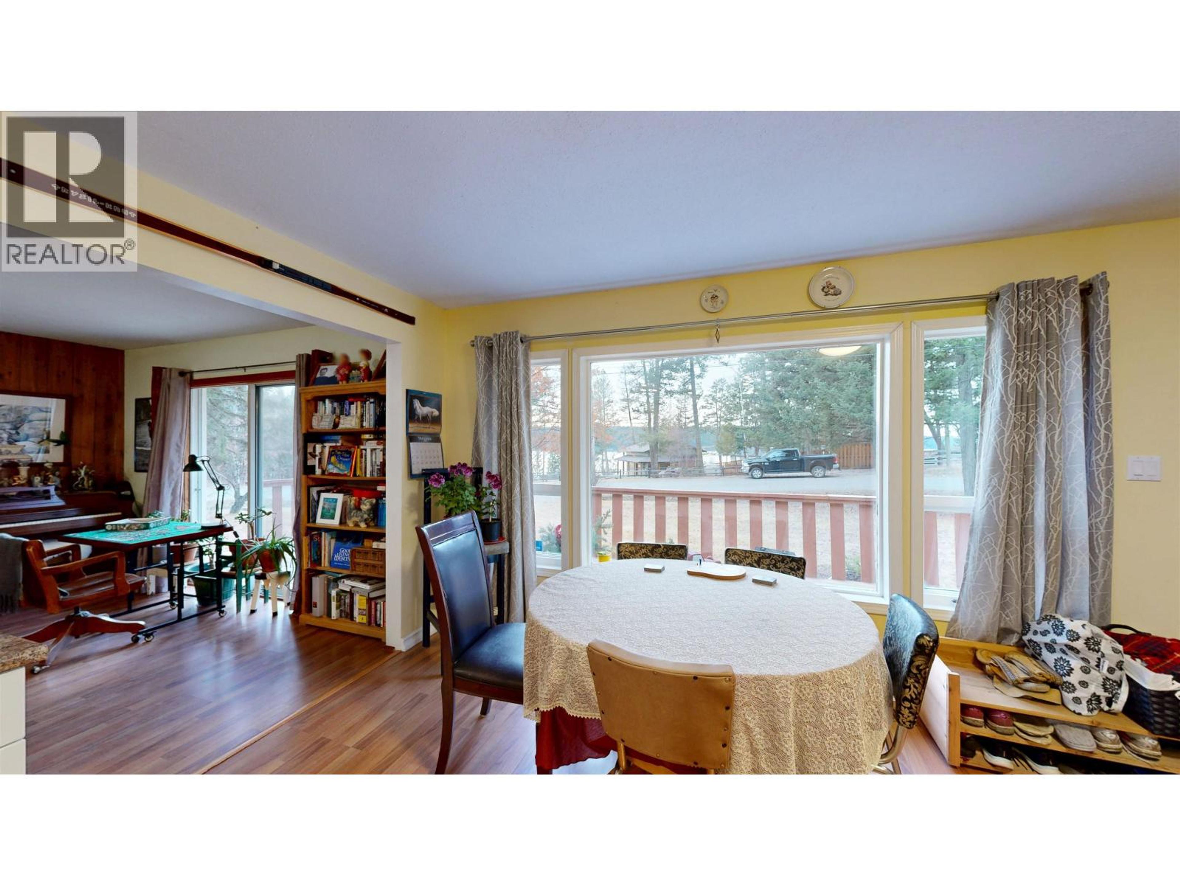 3743 EMERALD CRESCENT - 20