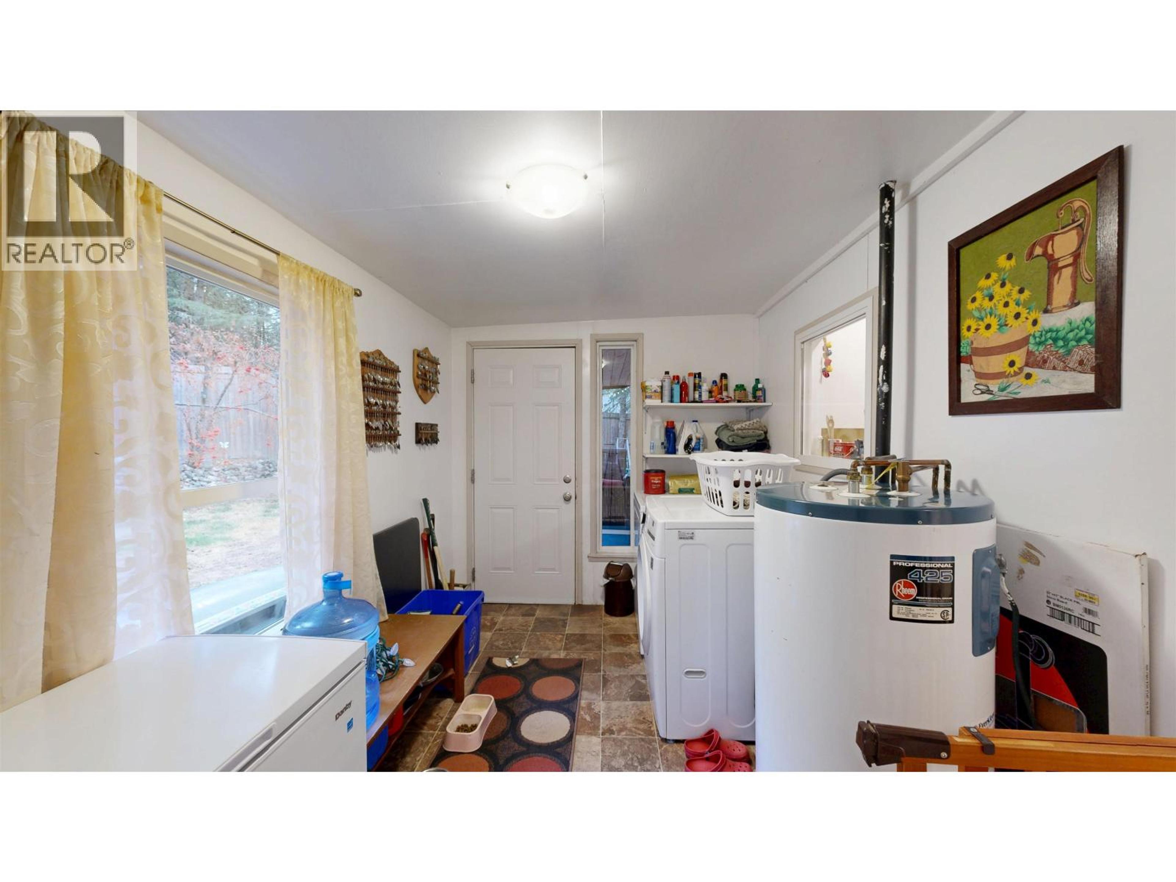 3743 EMERALD CRESCENT - 31