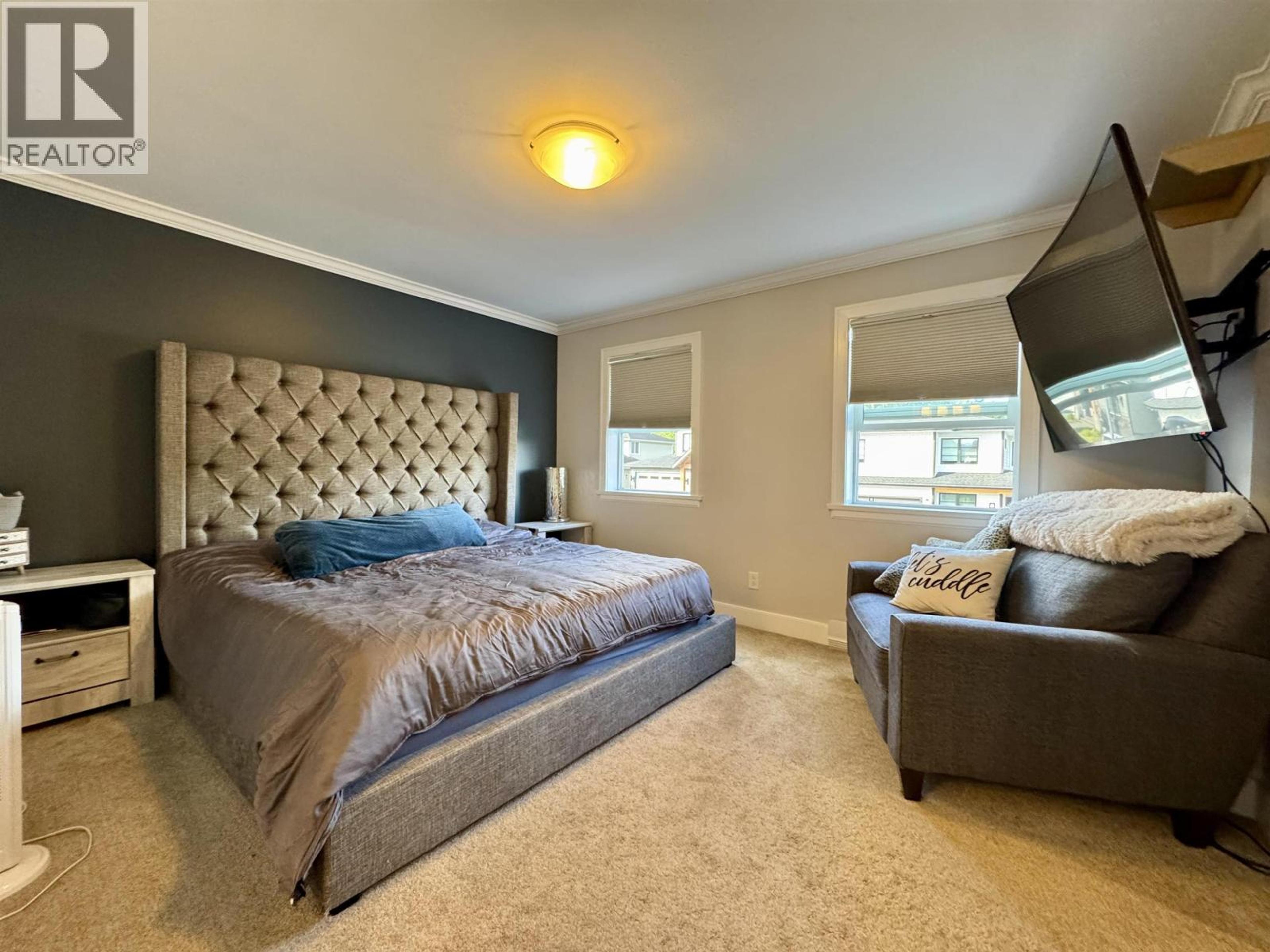 1005 EDWARD AVENUE - 25