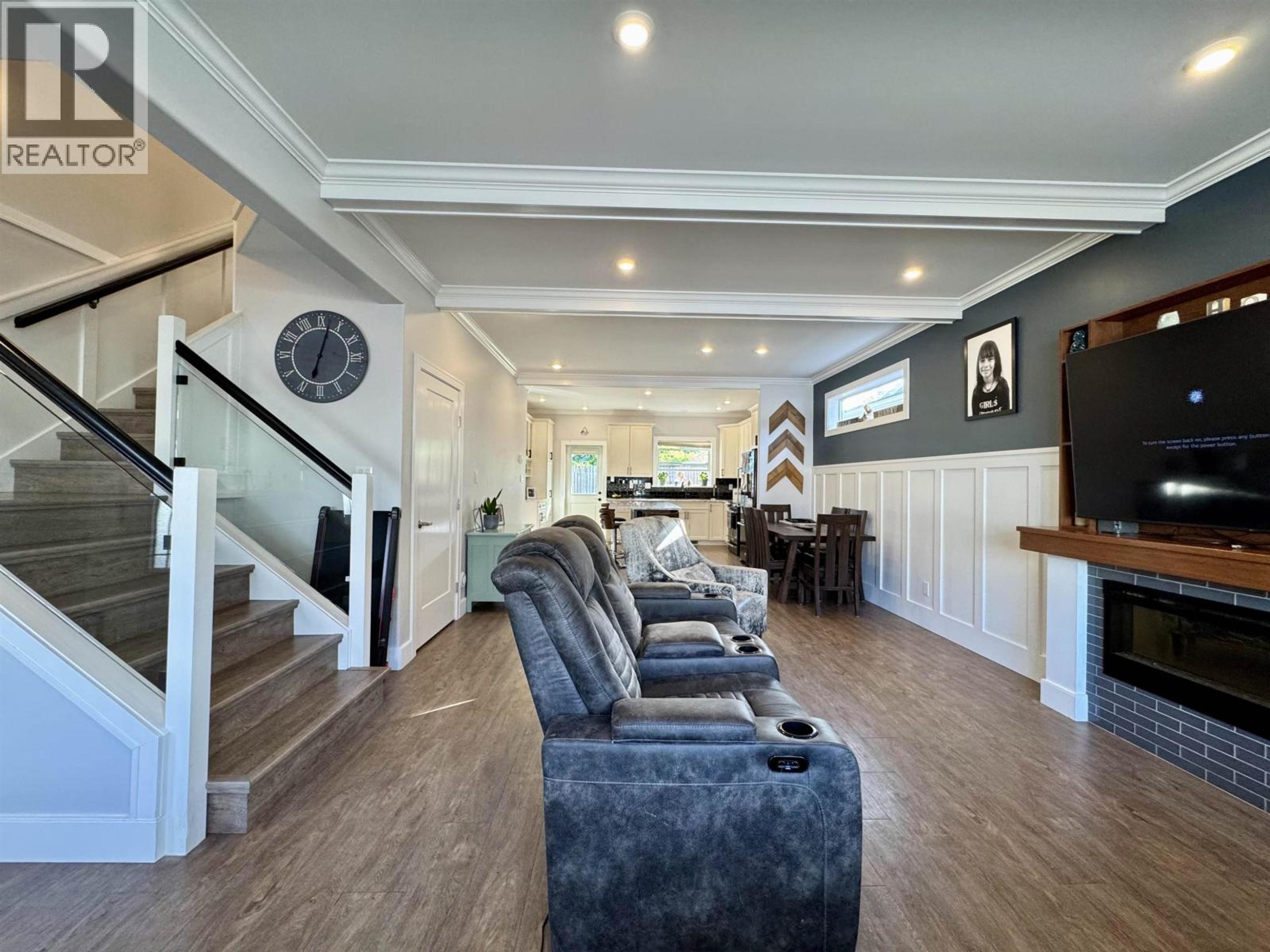 1005 EDWARD AVENUE - Image 3