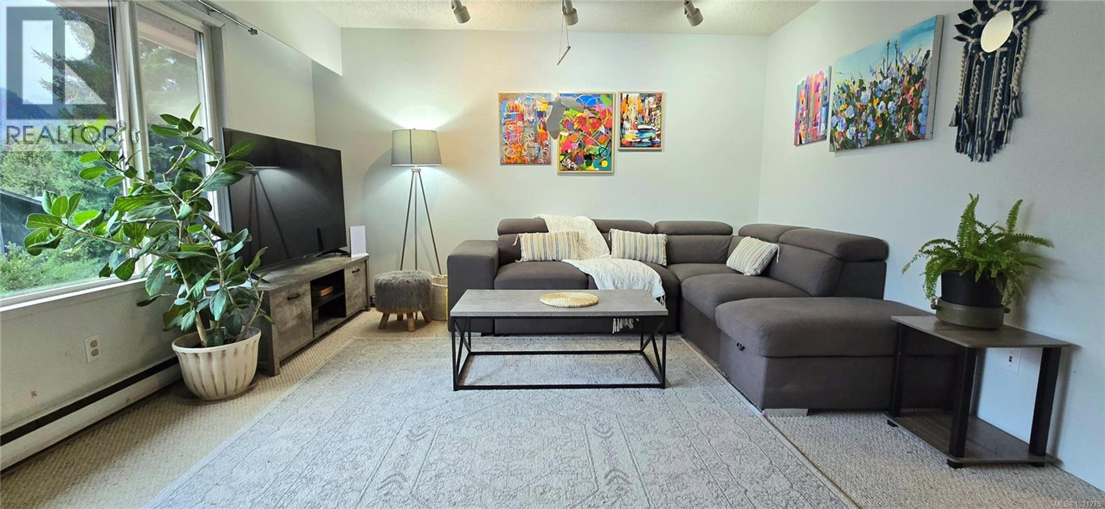 1112 MAQUINNA AVE - 5