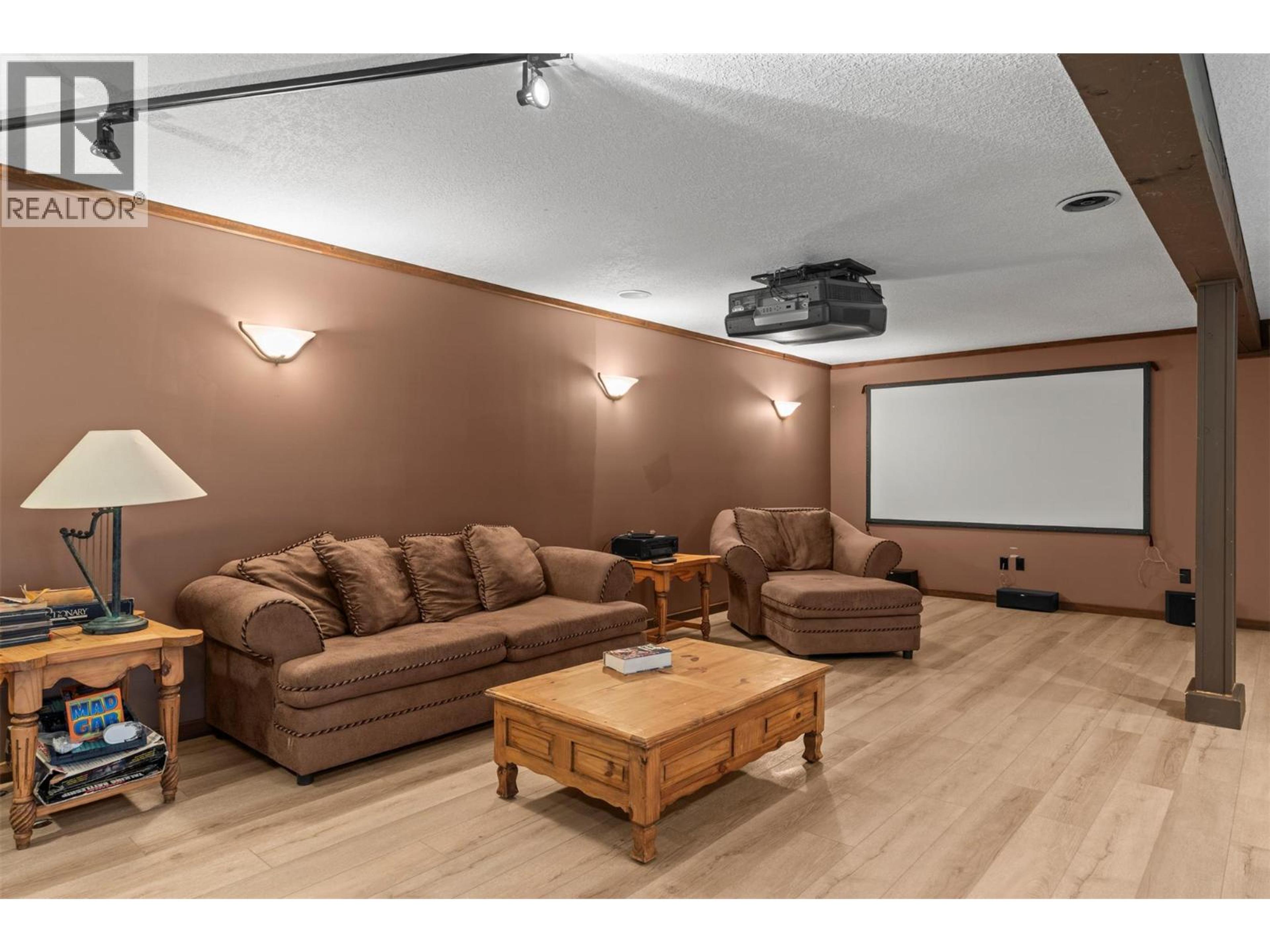 1703 HILLIER ROAD - 34