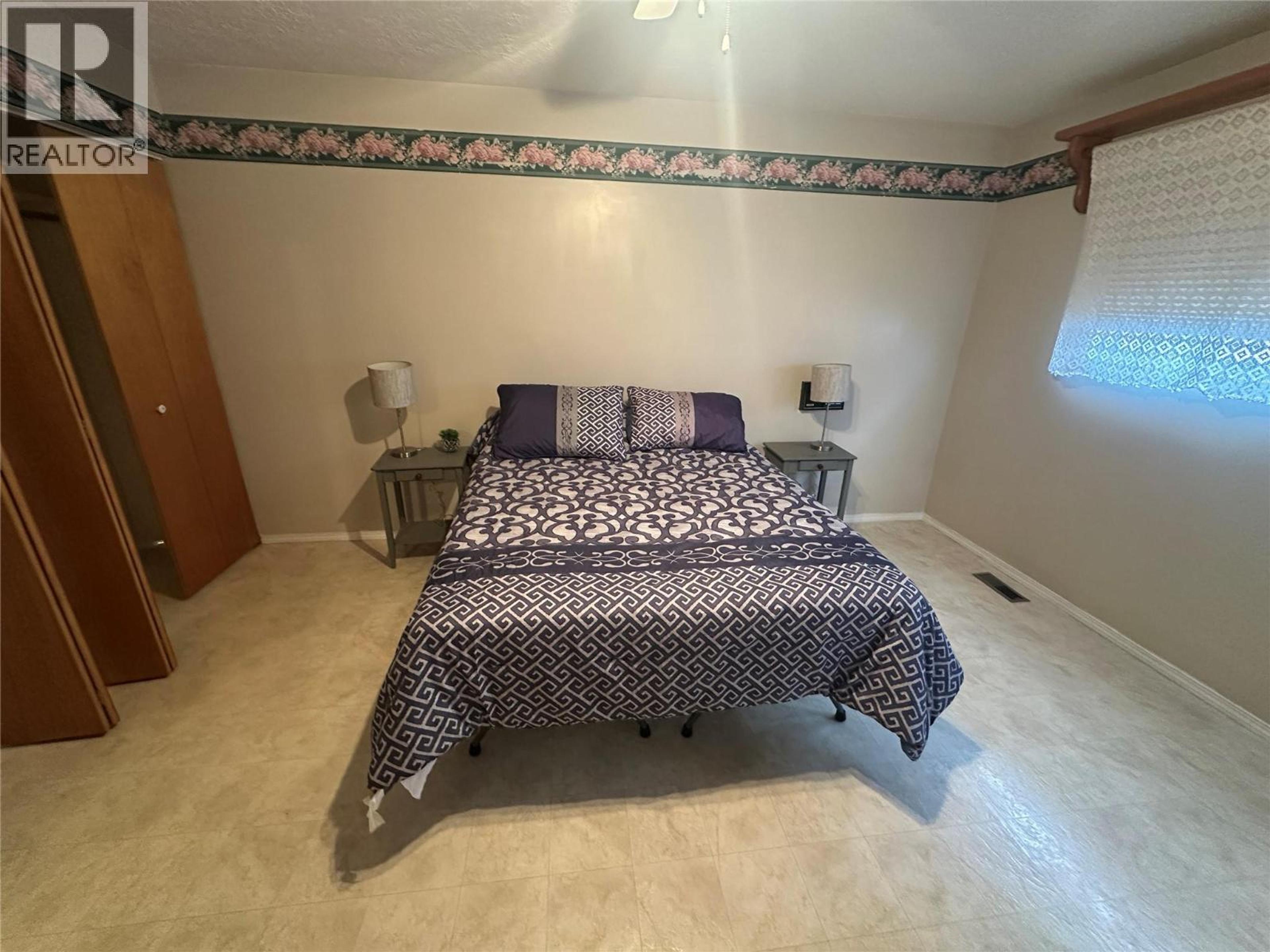 1424 106 AVENUE - 12